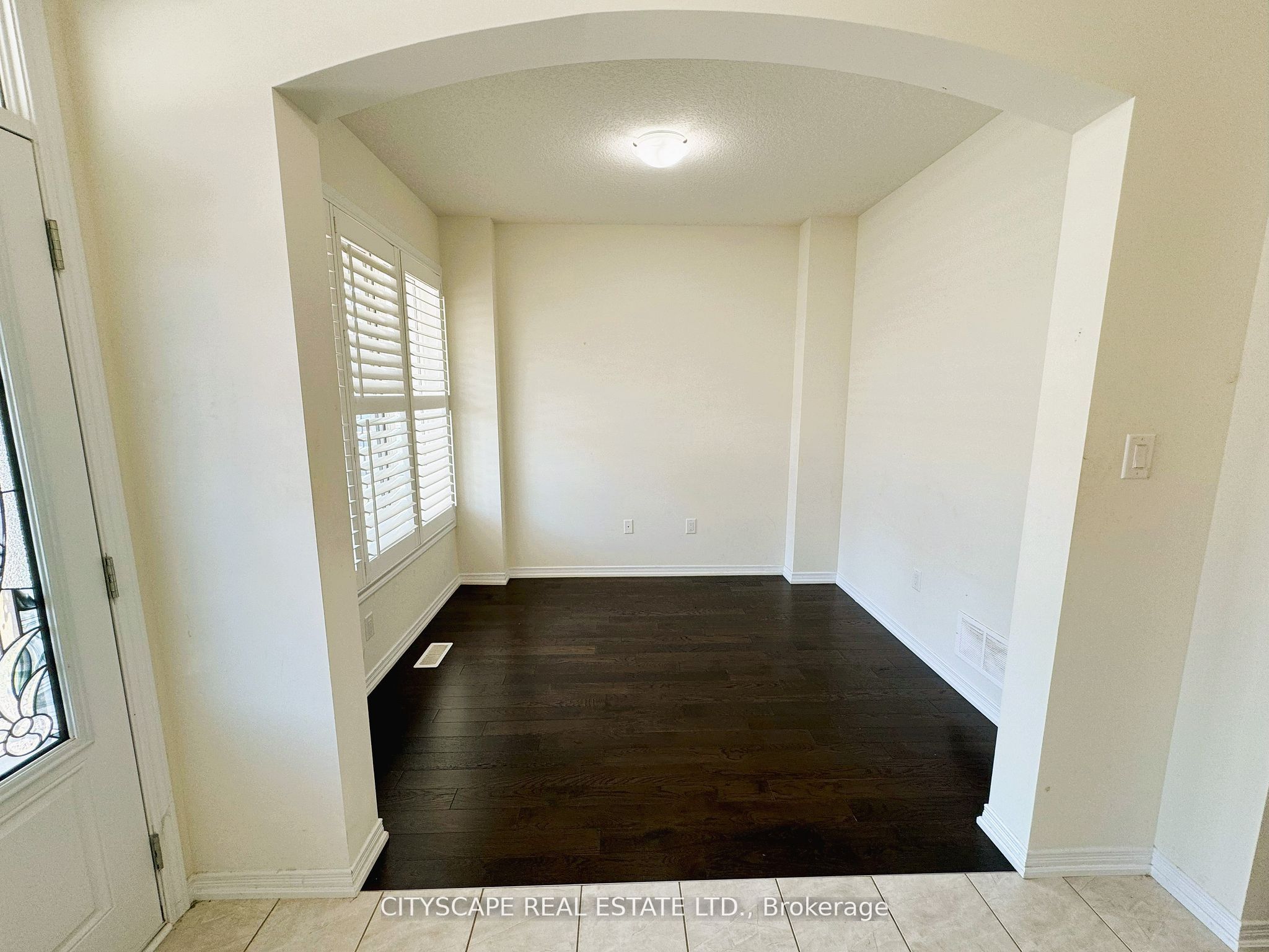8659 Chickory Trail Property Photo 6