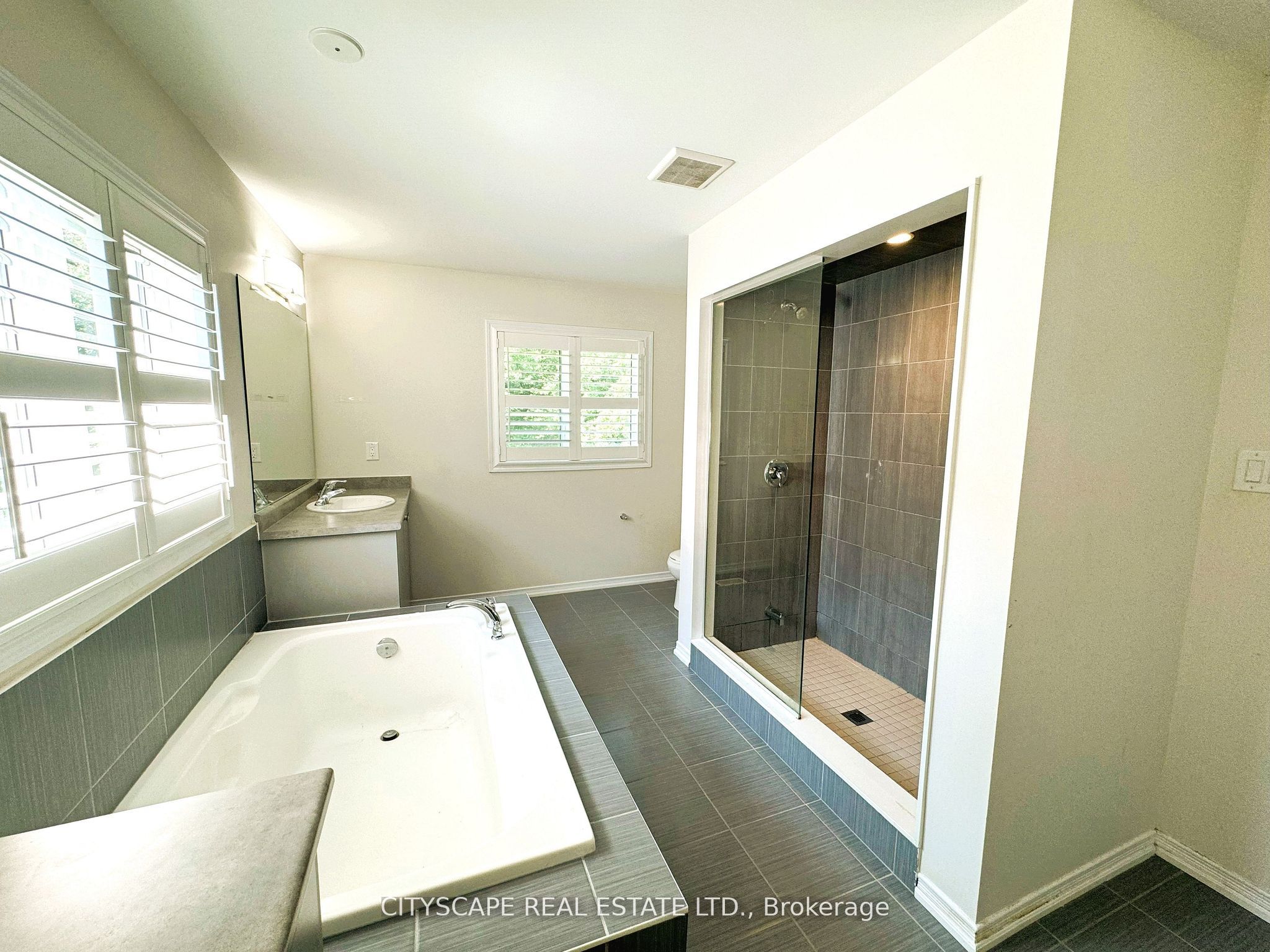 8659 Chickory Trail Property Photo 25