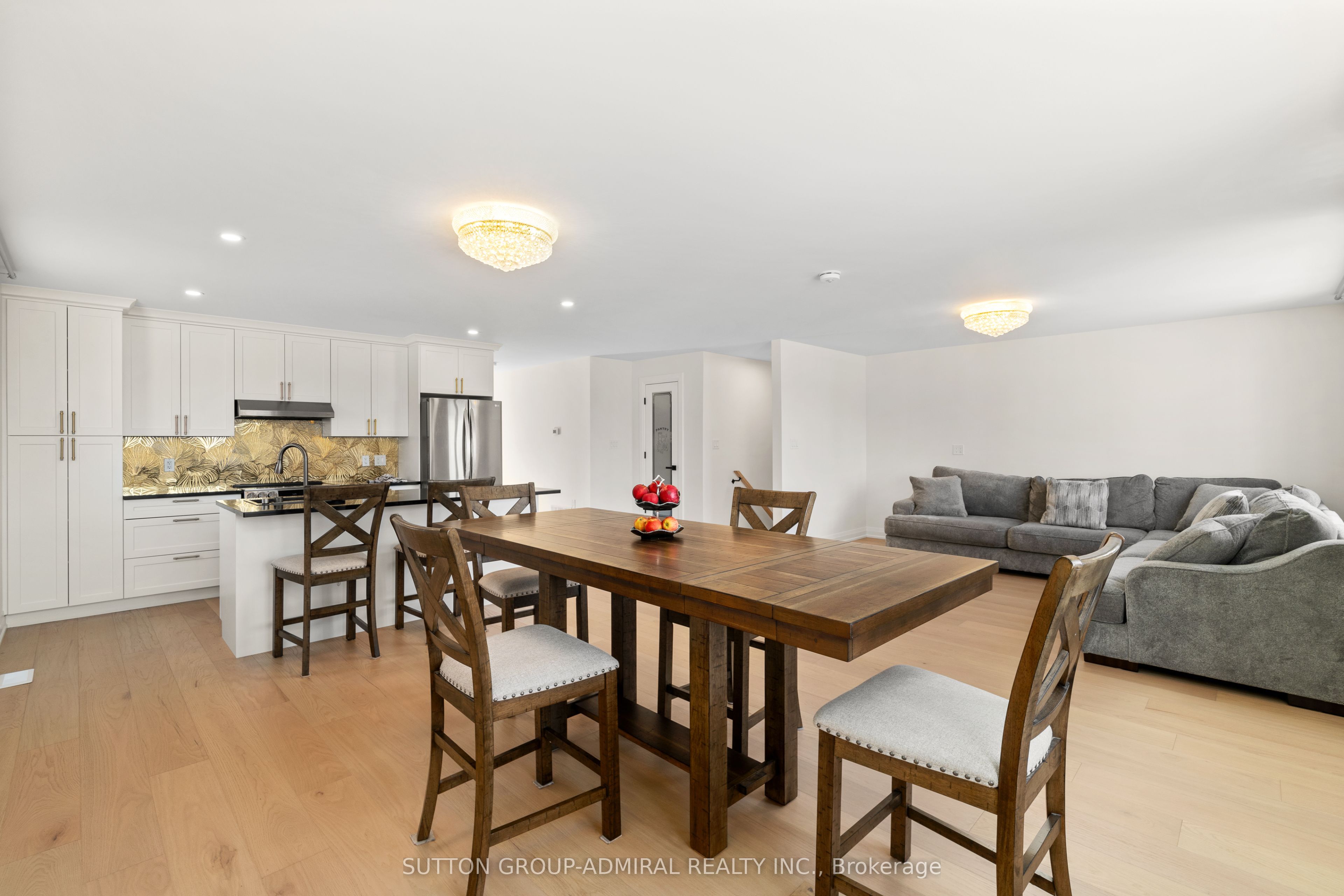 95 Mccabe Street Property Photo 5