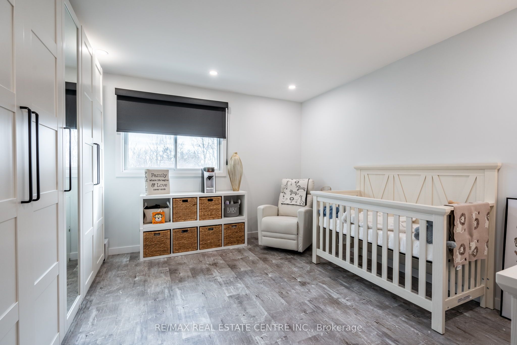 4006 Queen St Property Photo 17