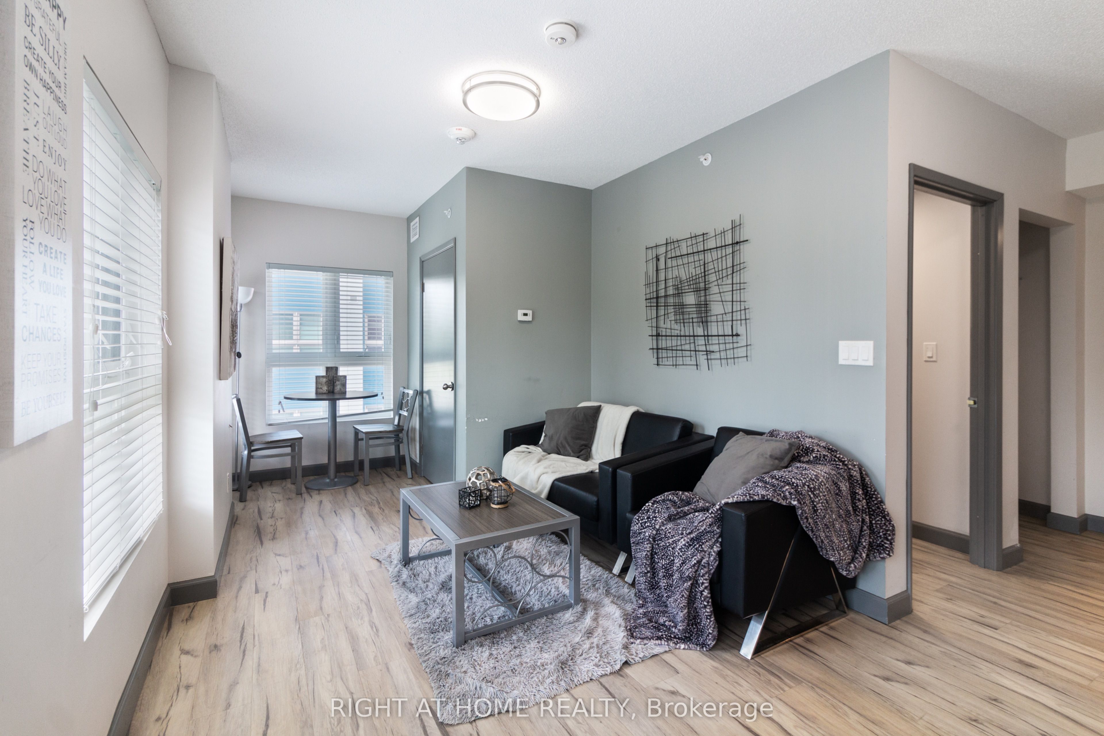258 C Sunview St Property Photo 3