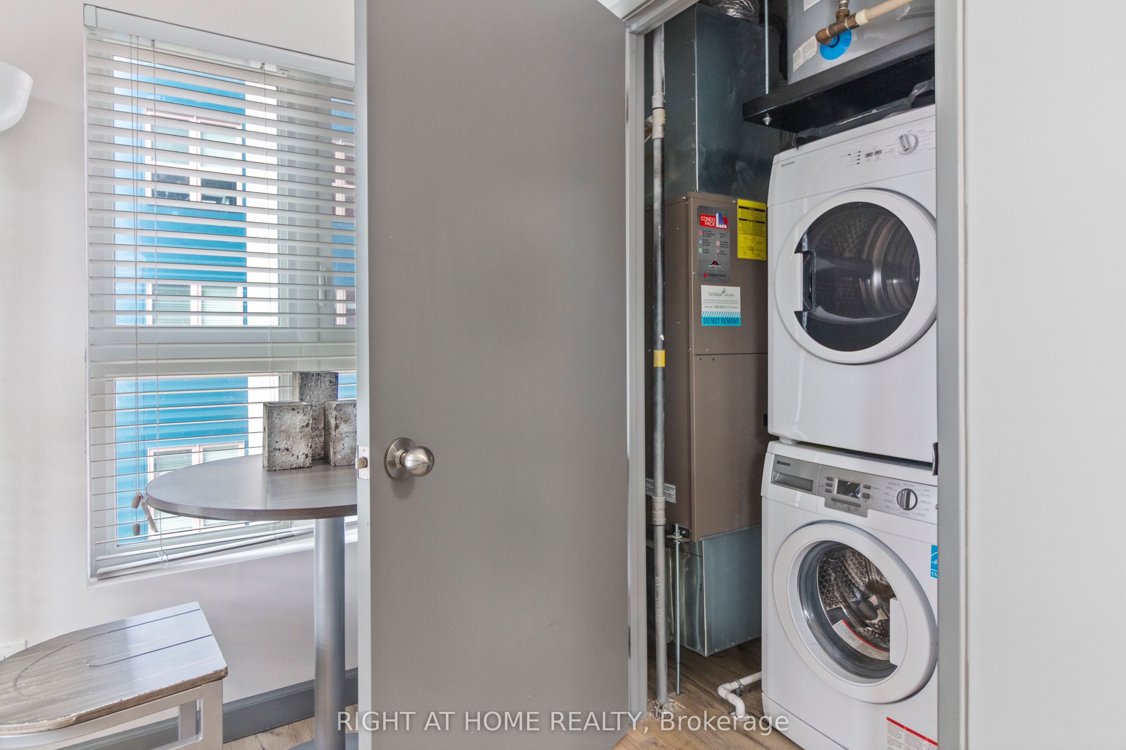 258 C Sunview St Property Photo 11