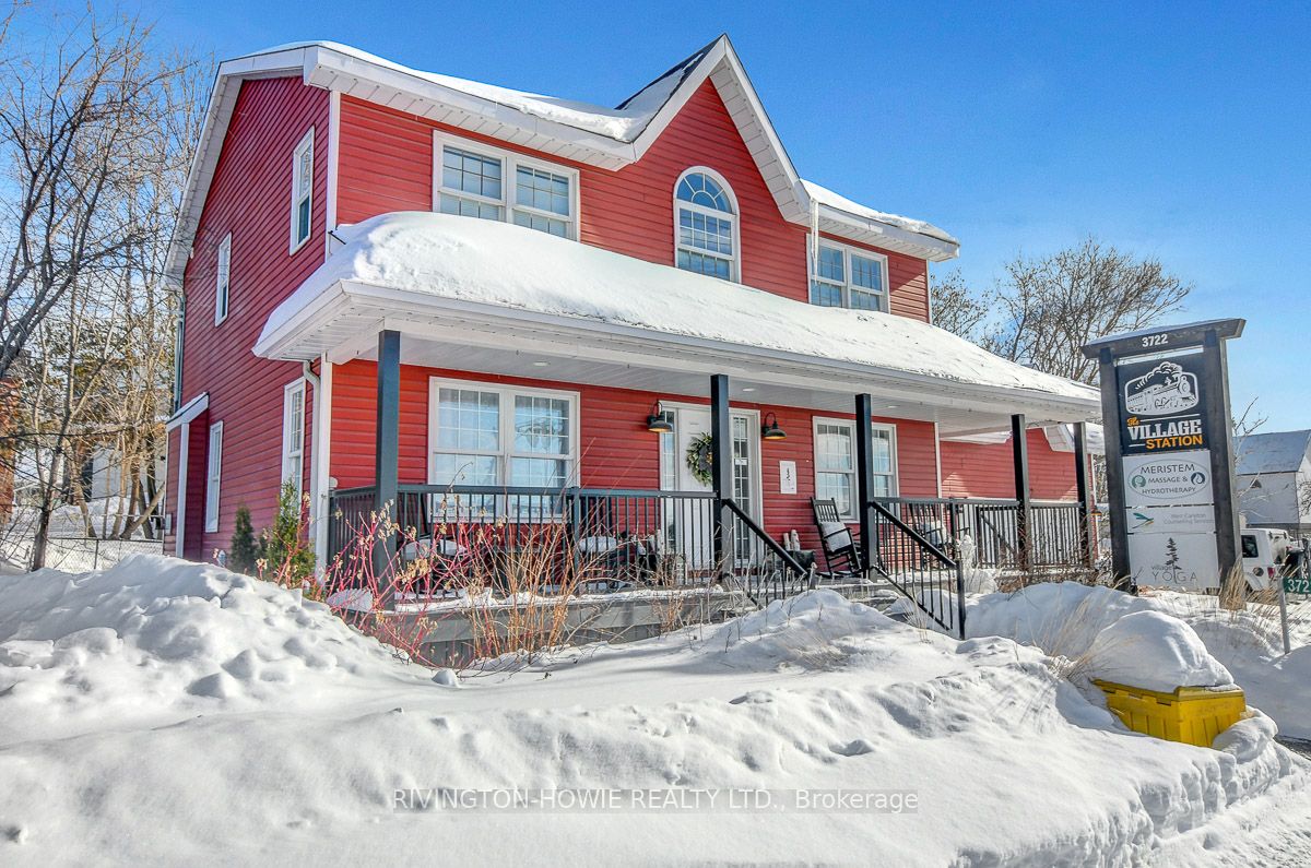 #2 - 3722 Carp Road Property Photo 1