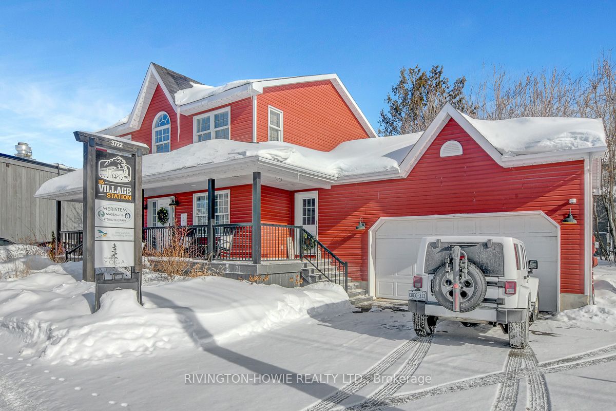 #2 - 3722 Carp Road Property Photo 4