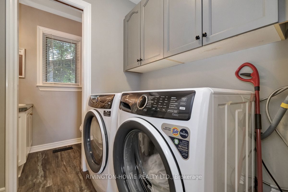 #2 - 3722 Carp Road Property Photo 26