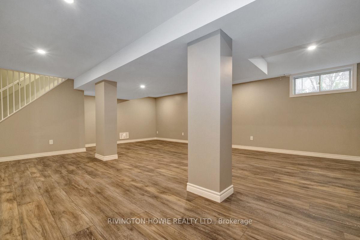 #2 - 3722 Carp Road Property Photo 28