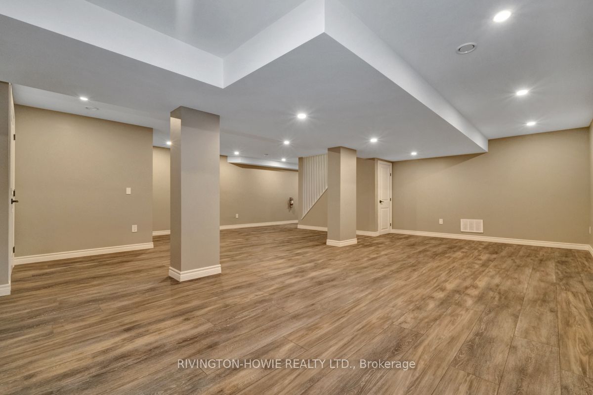#2 - 3722 Carp Road Property Photo 29