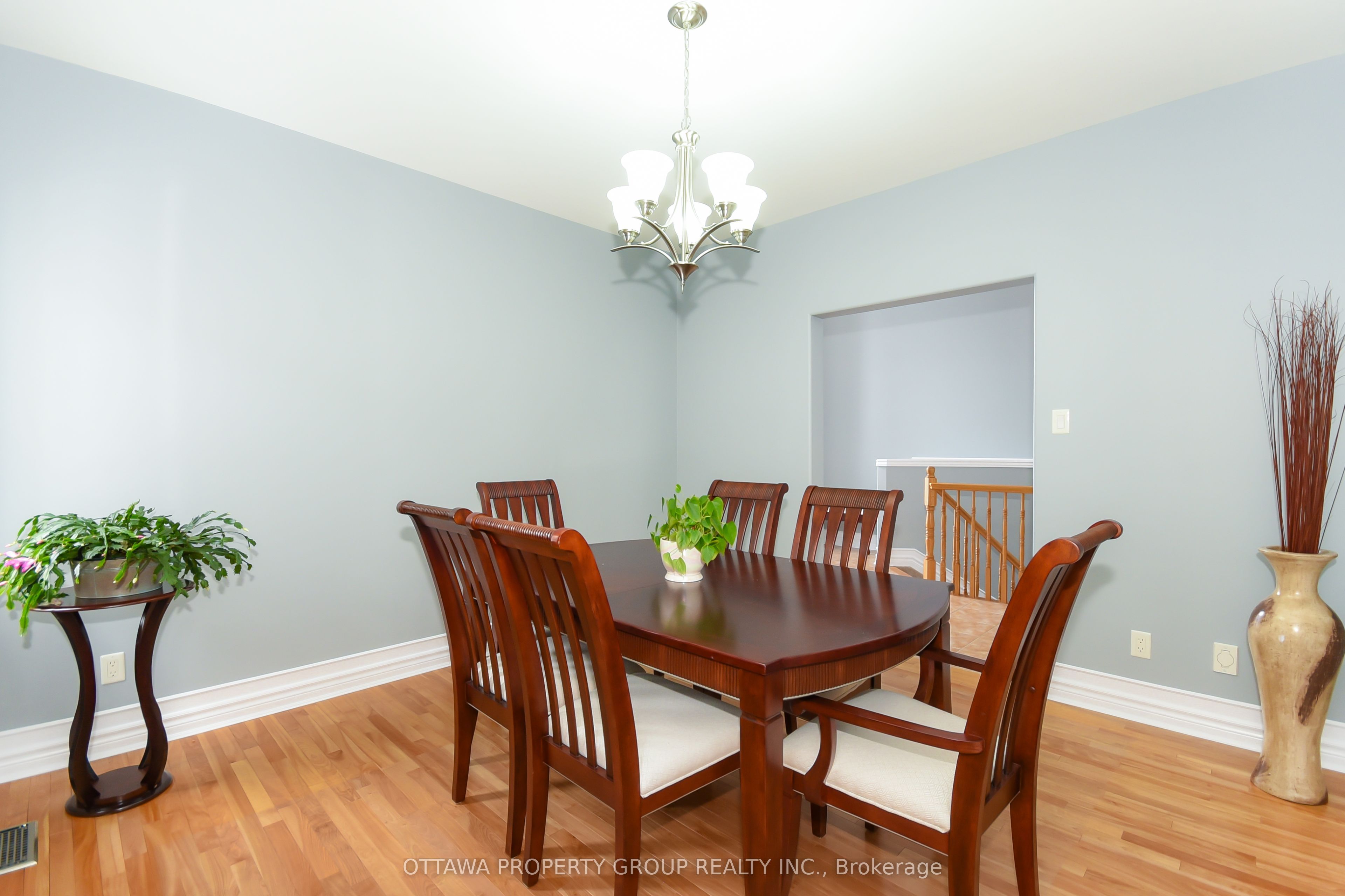 36 De La Rive Drive Property Photo 10