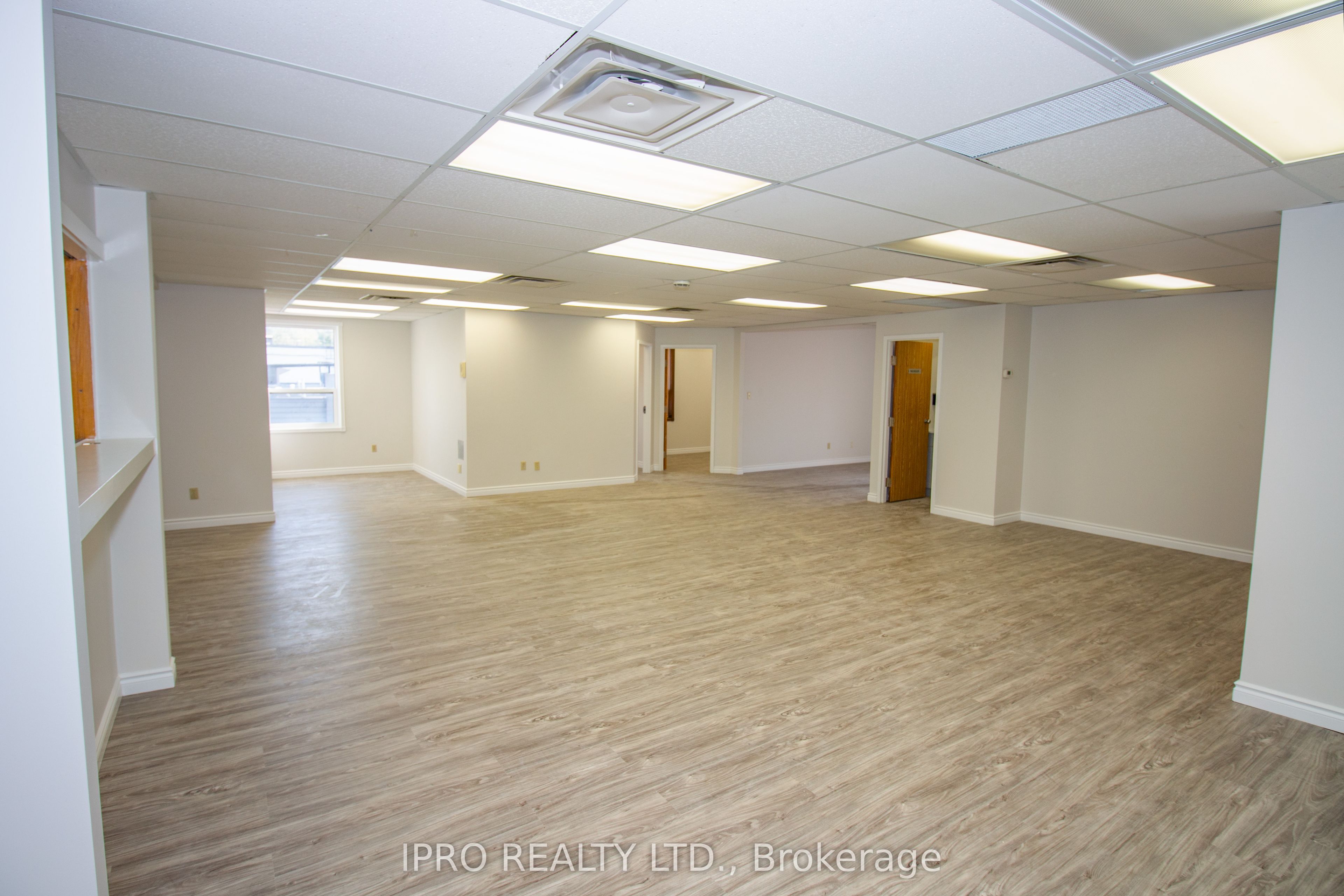 #200 - 662 Concession Street Property Photo 6