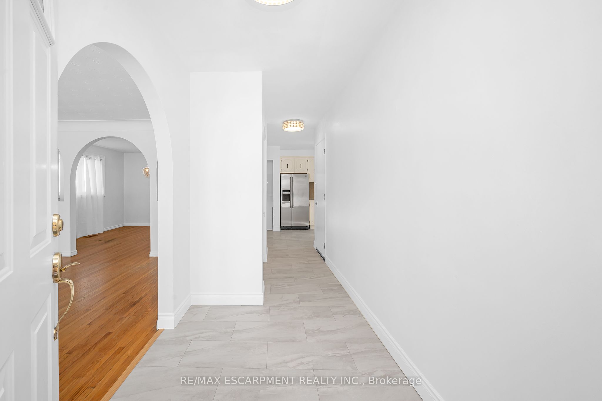 105 Lavina Crescent Property Photo 4