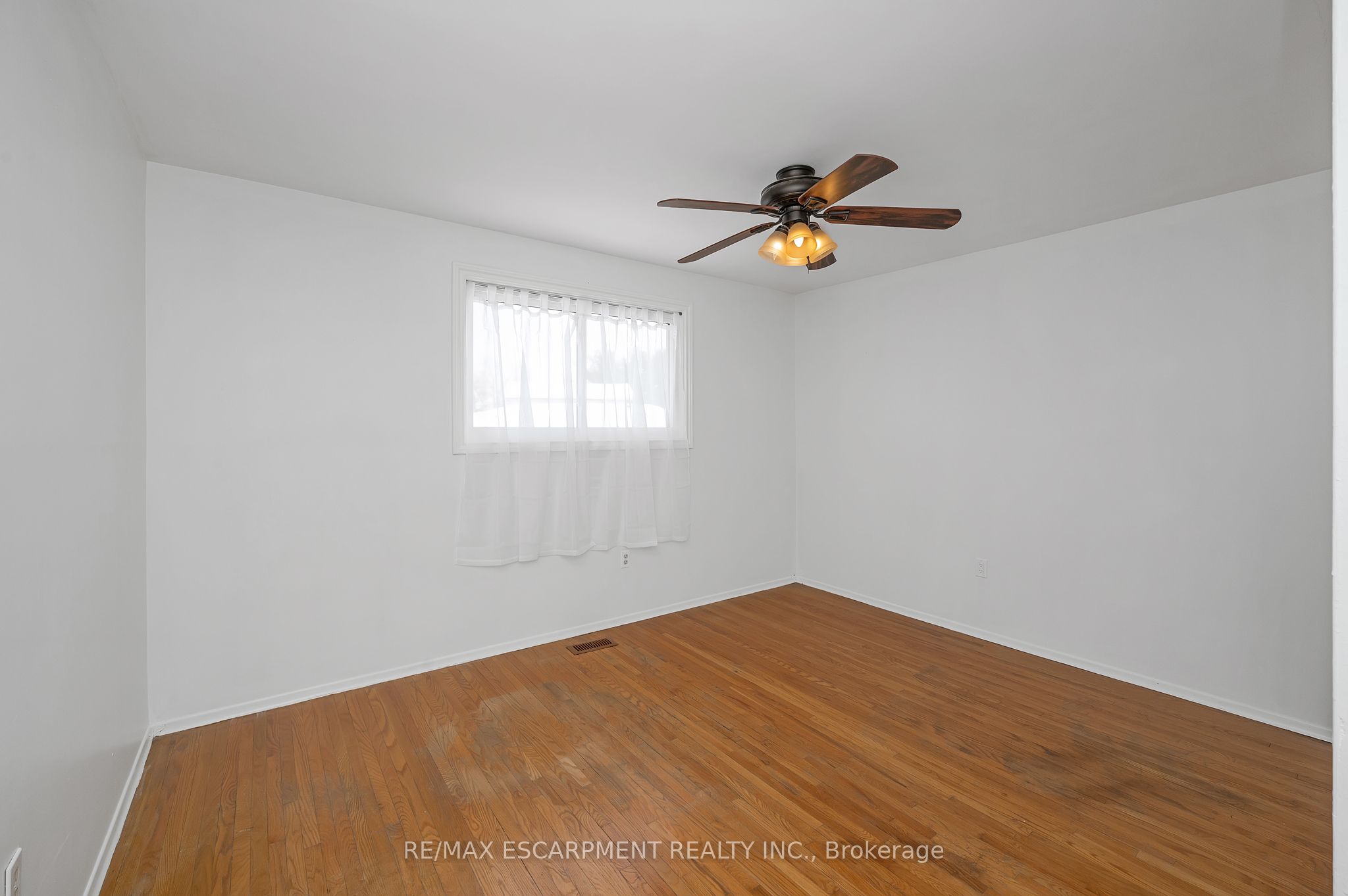105 Lavina Crescent Property Photo 16