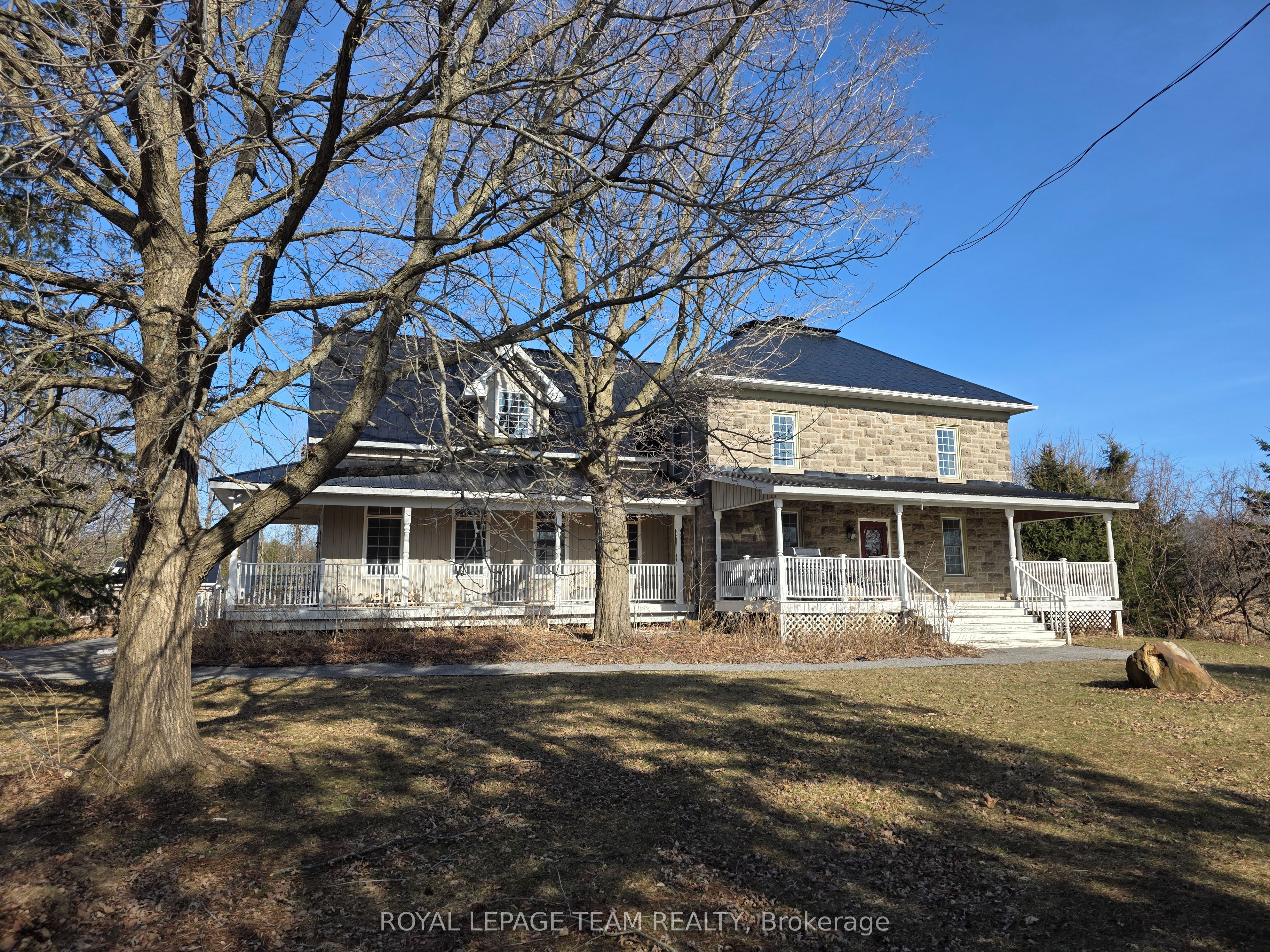 7053 Connell Road Property Photo