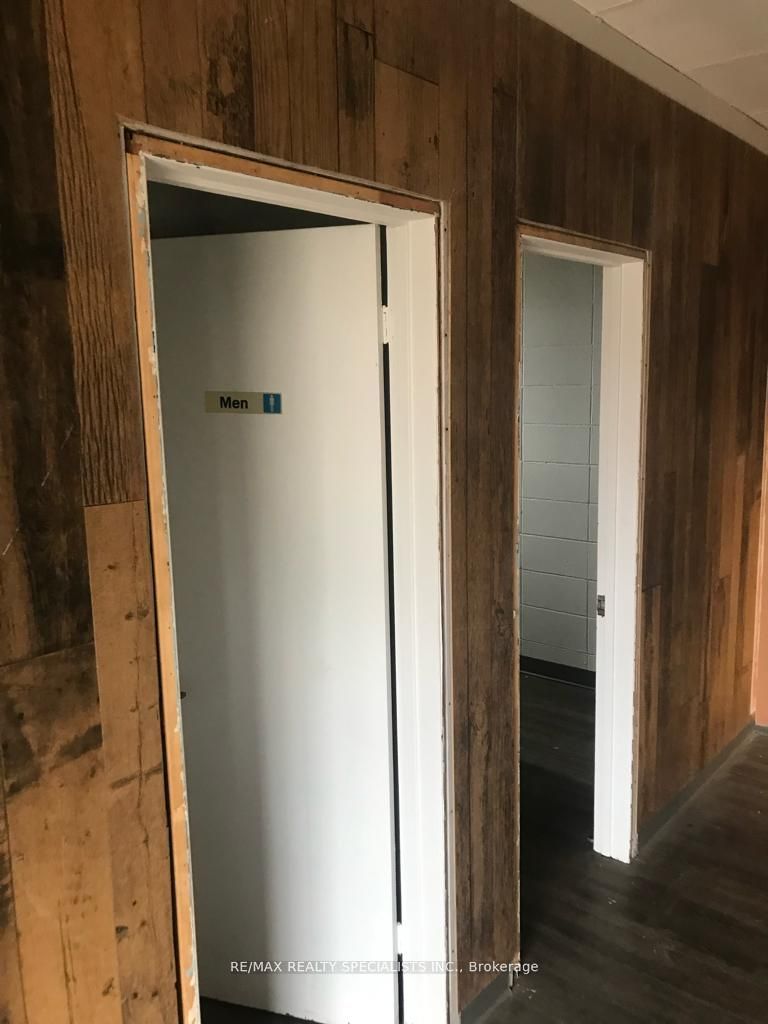 18 Spalding Drive Property Photo 4