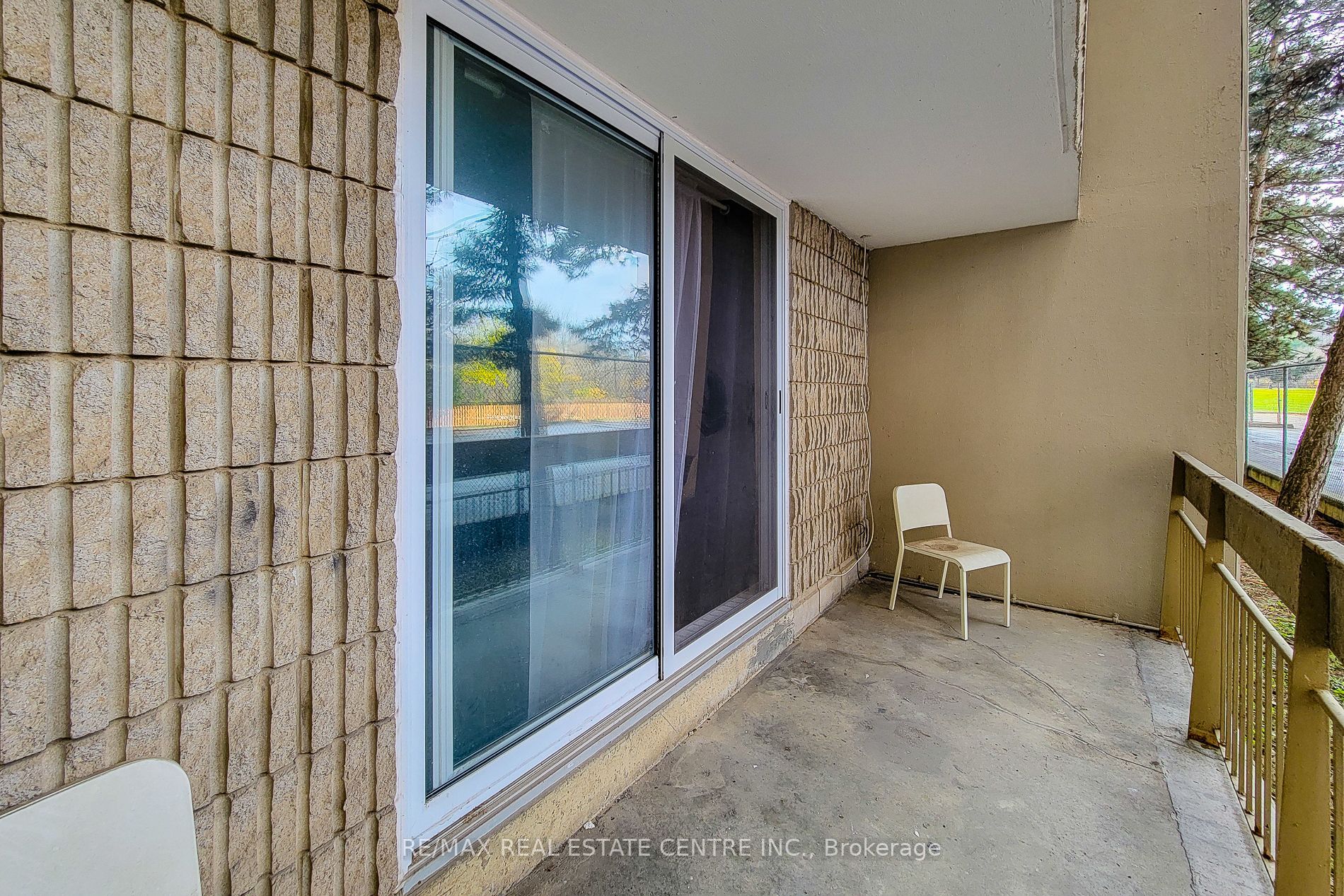 #110 - 350 Quigley Road Property Photo 11