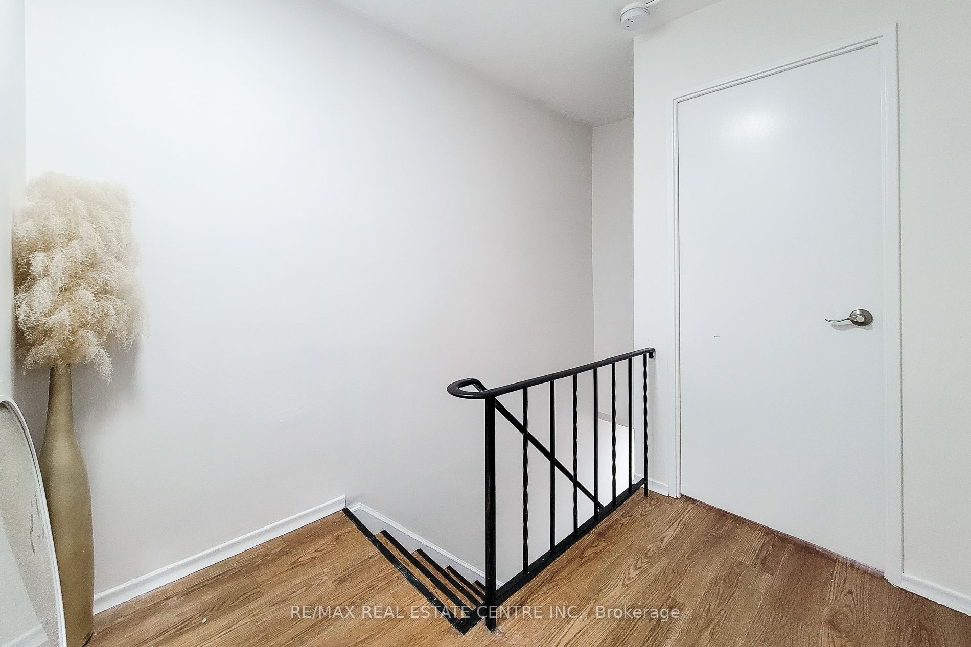 #110 - 350 Quigley Road Property Photo 20