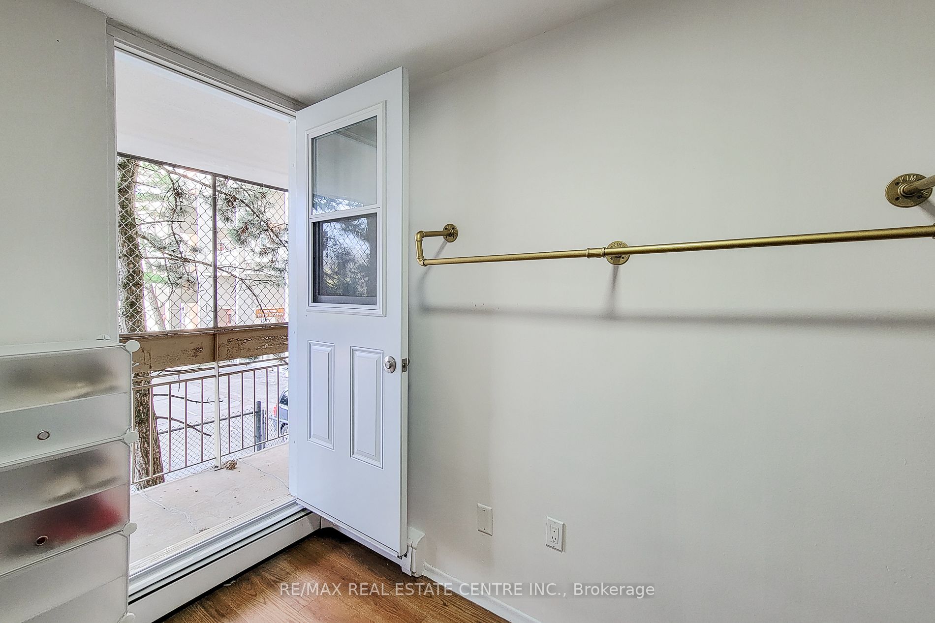 #110 - 350 Quigley Road Property Photo 29