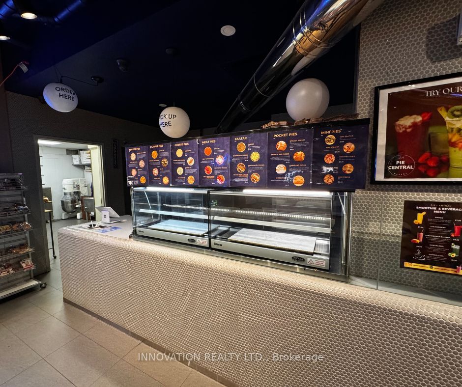 #unit 4 - 305 Rideau Street Property Photo 6