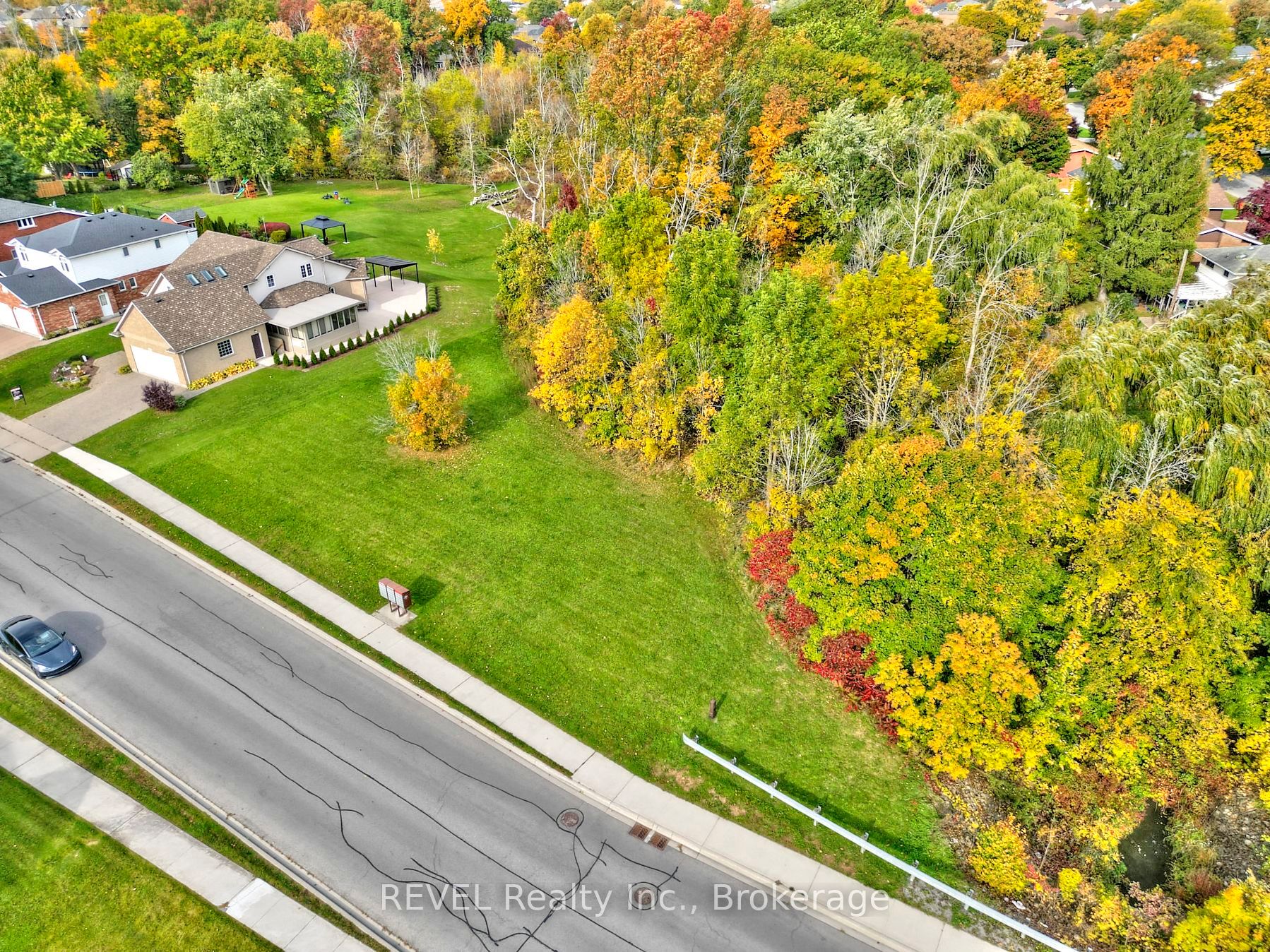 55 - 63 Colbeck Drive Property Photo 4