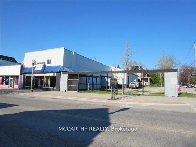 124 Owen Sound Street Property Photo 1