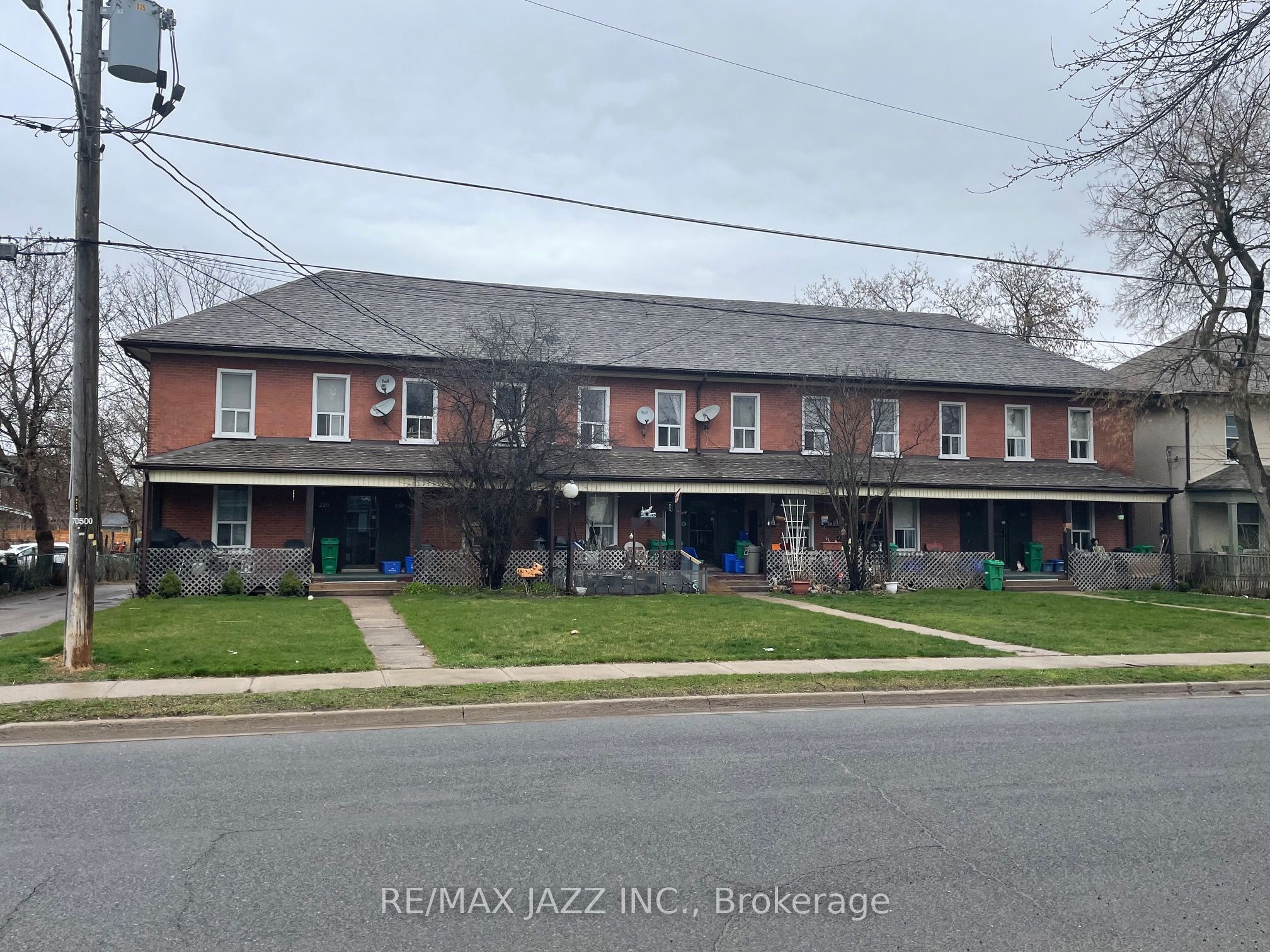 210-220 Perry Street Property Photo 2