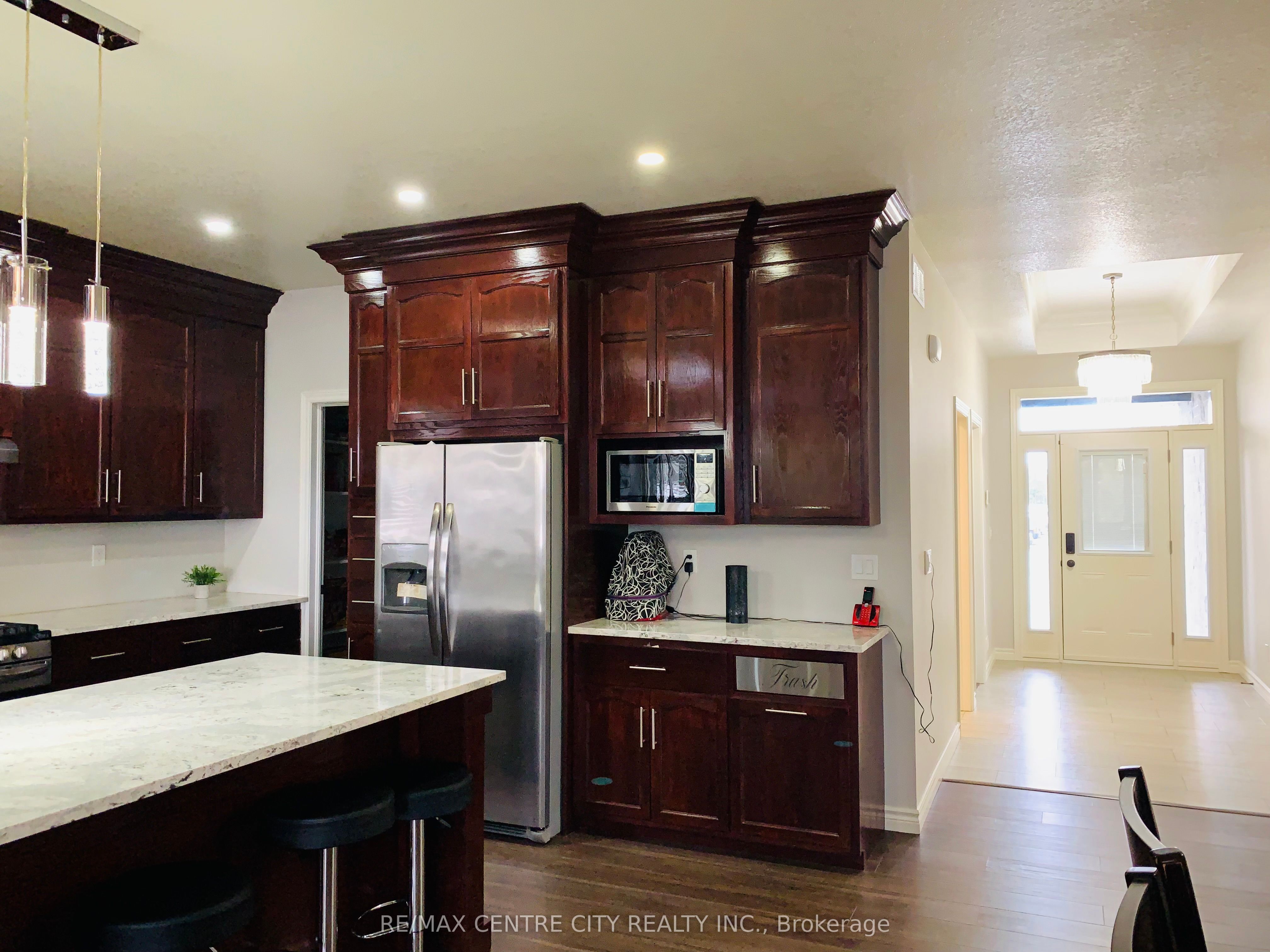 520 Fairground Road Property Photo 7