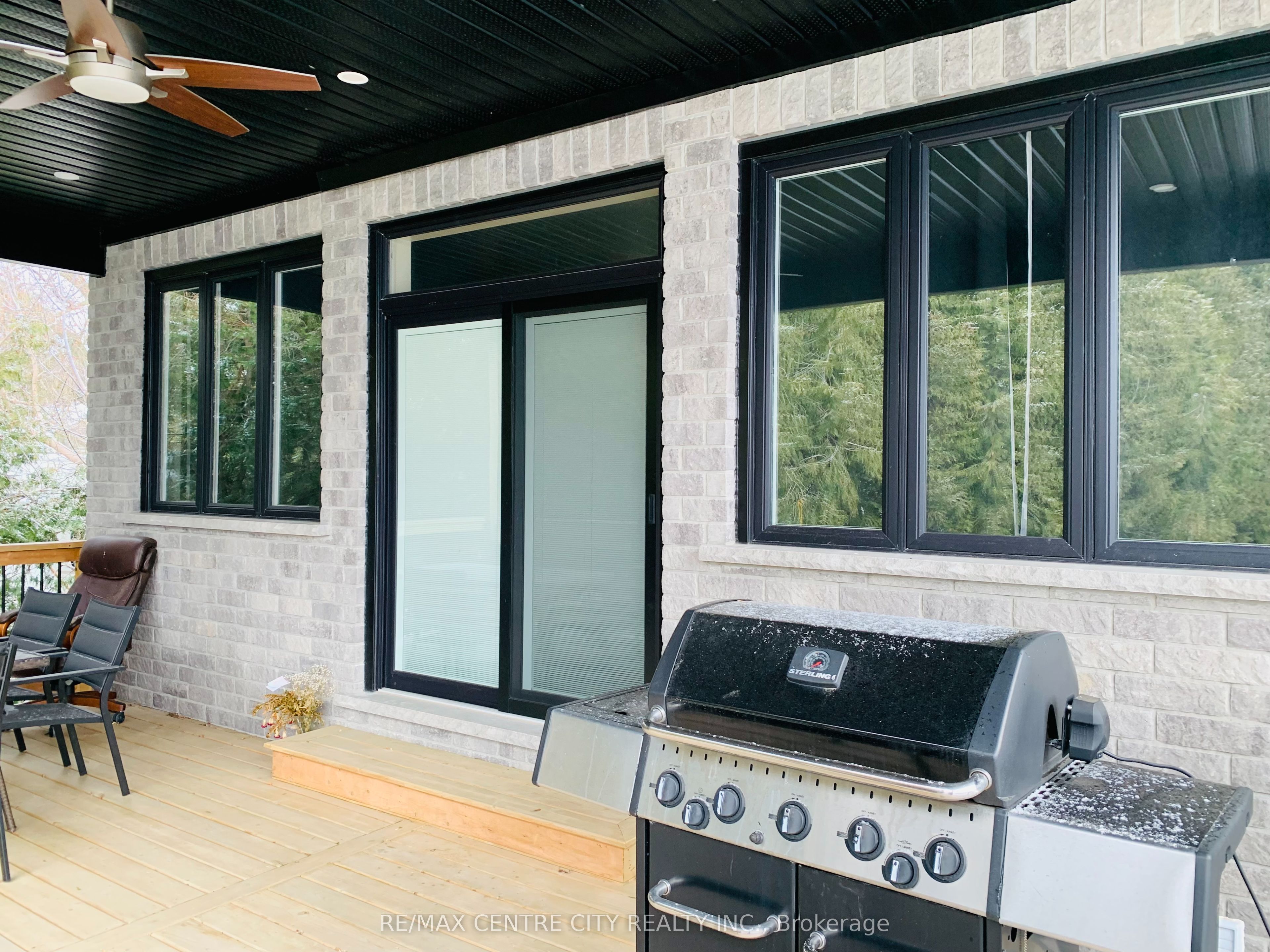 520 Fairground Road Property Photo 19