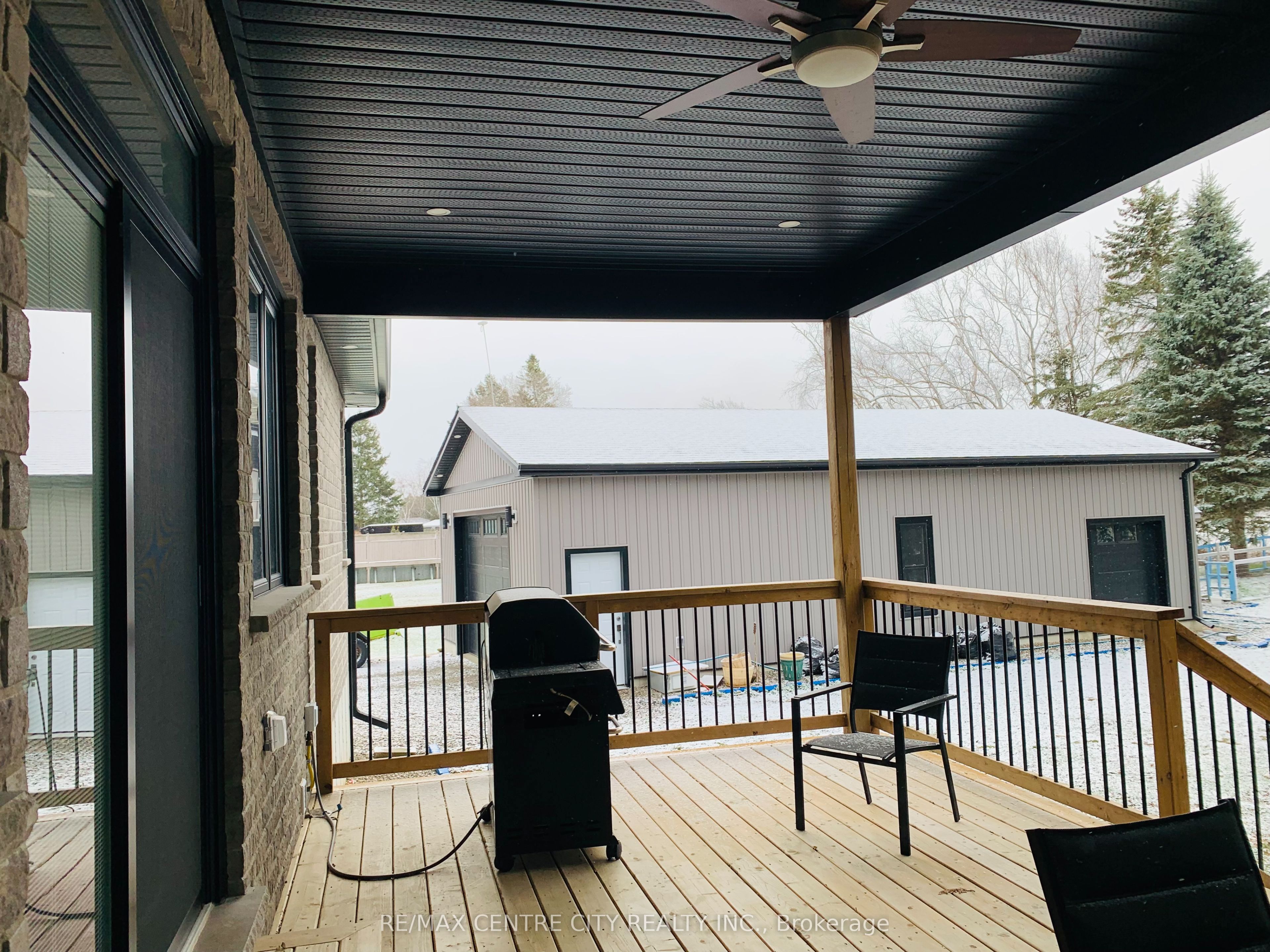 520 Fairground Road Property Photo 20
