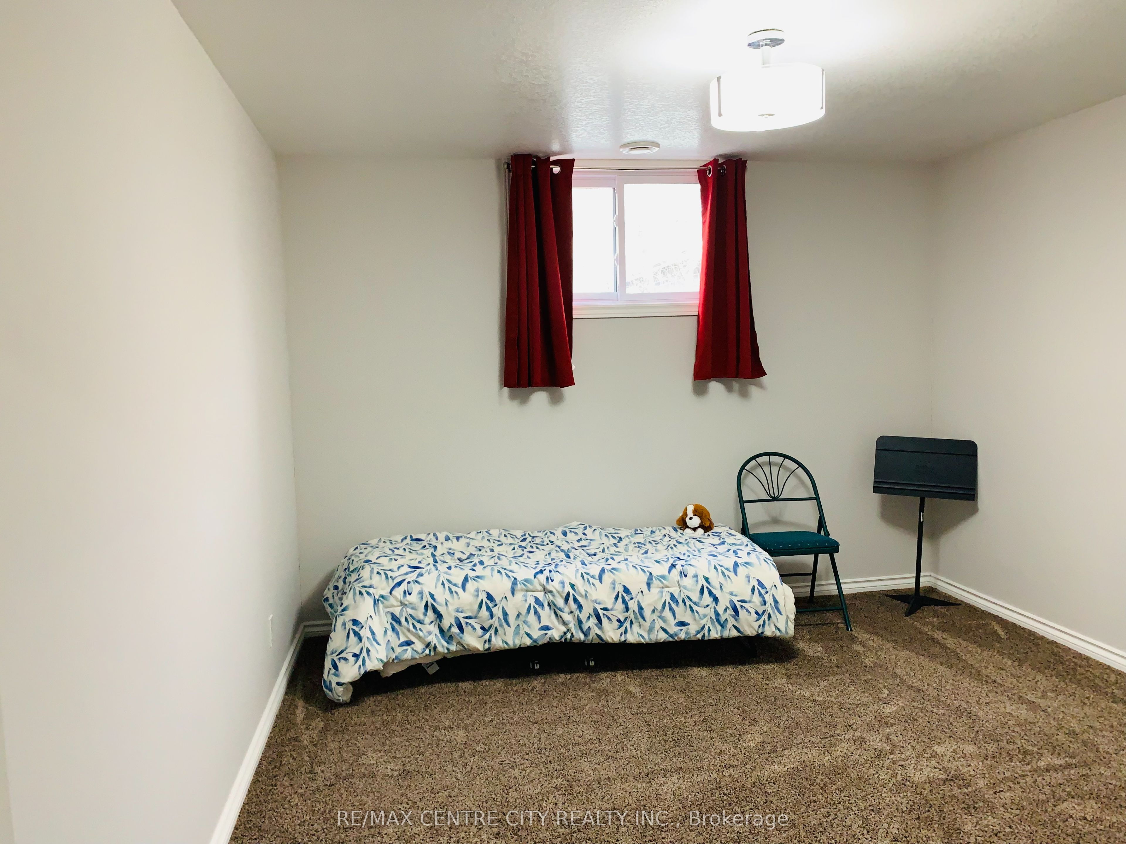 520 Fairground Road Property Photo 43
