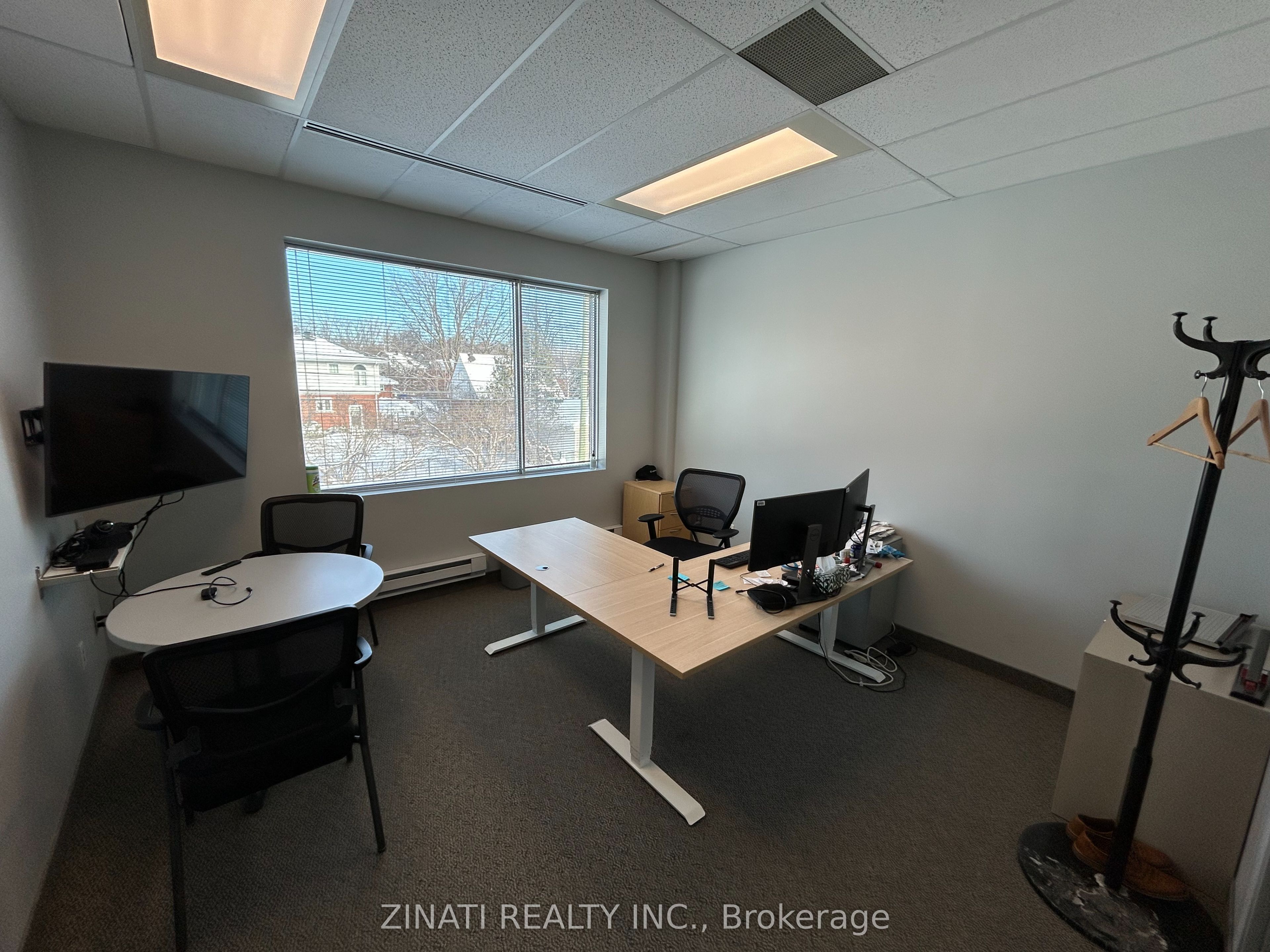 #201 - 2685 Queensview Drive Property Photo 7