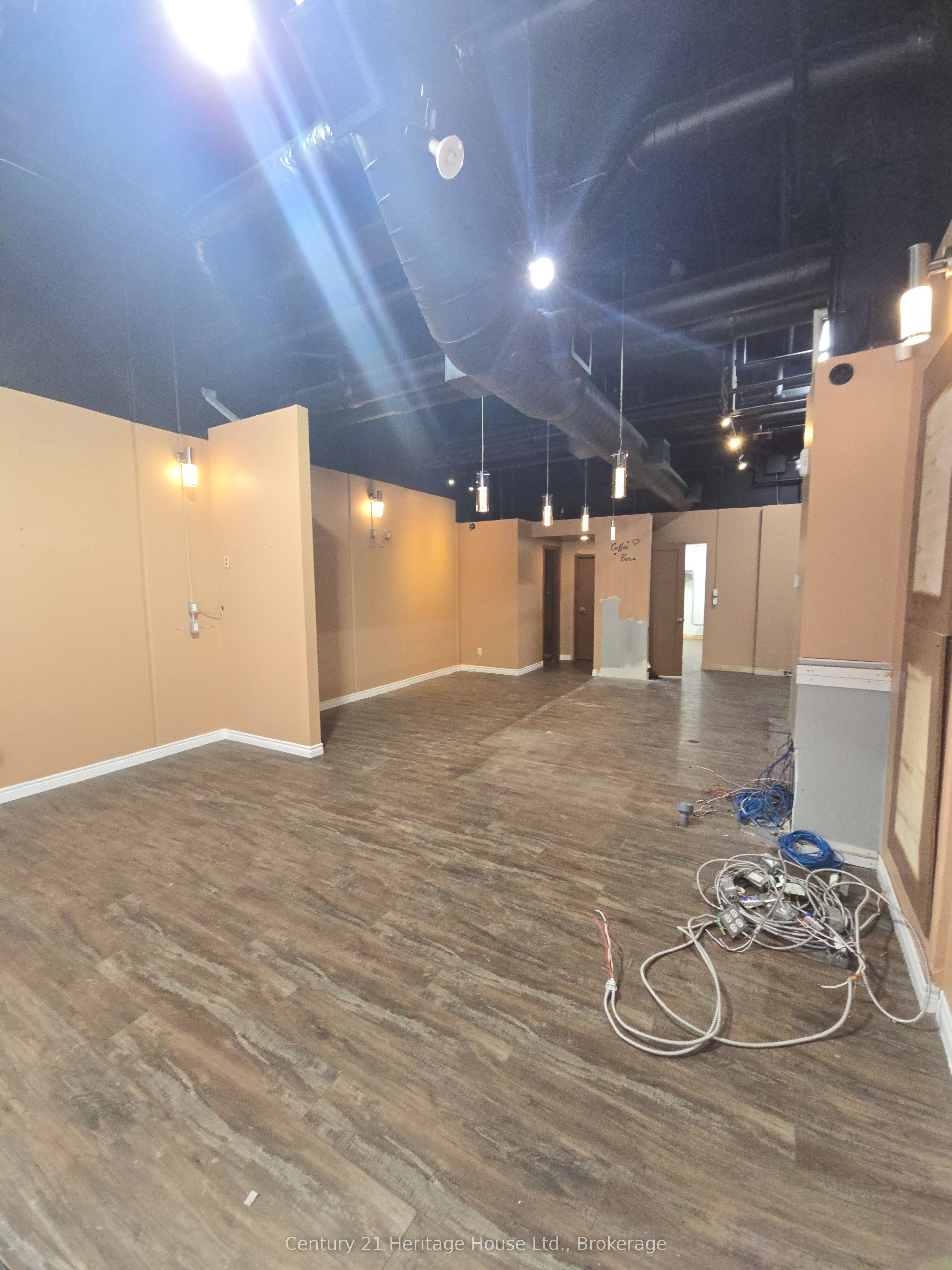 #813 - 130 Columbia Street Property Photo 4