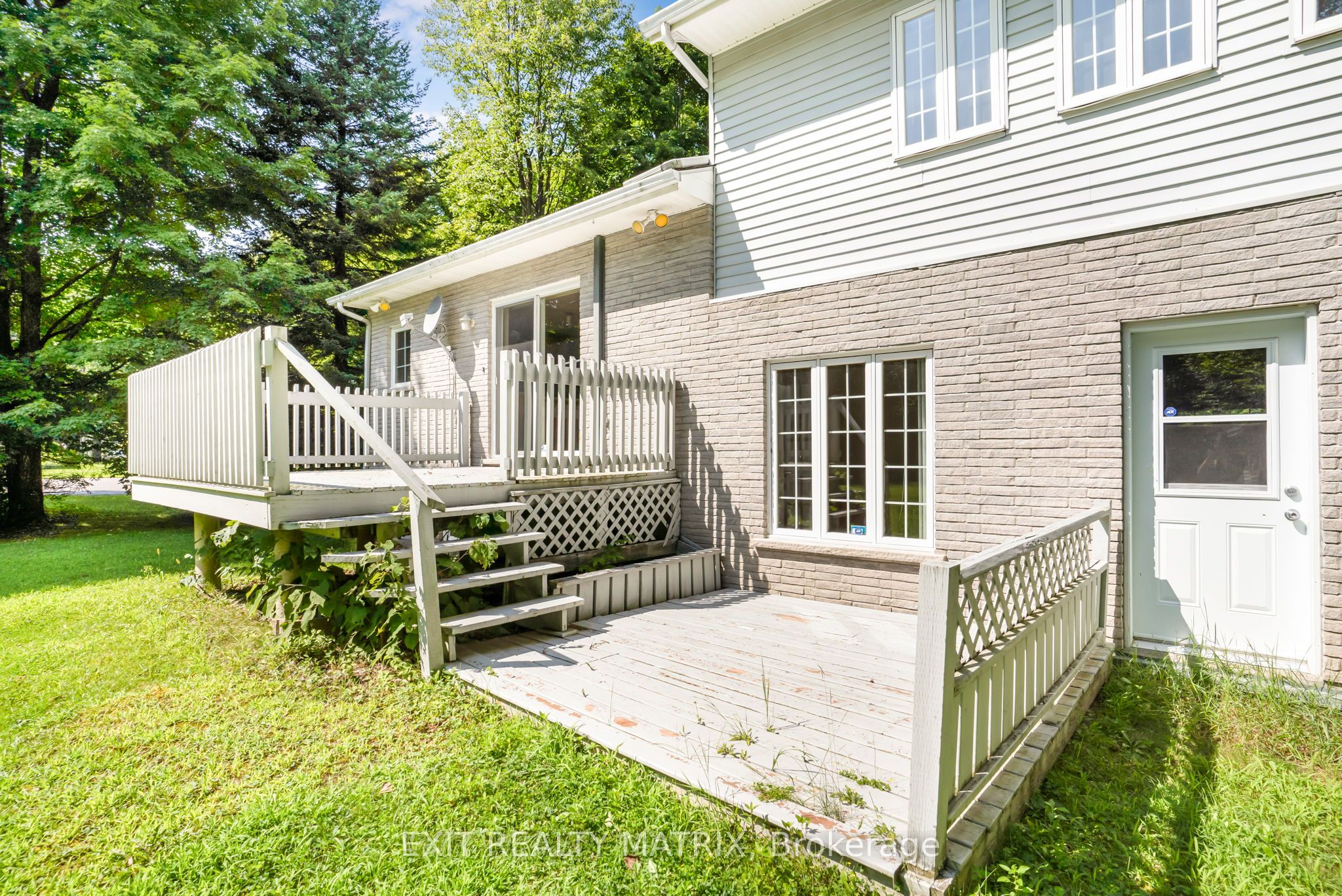 2836 Front Road Property Photo 5