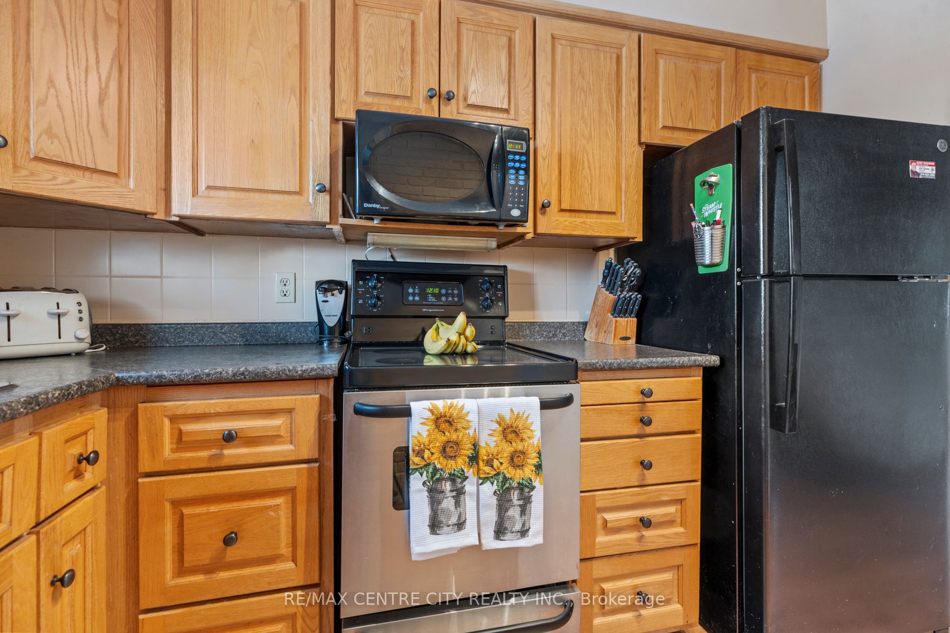 8 Woodland Road Property Photo 6