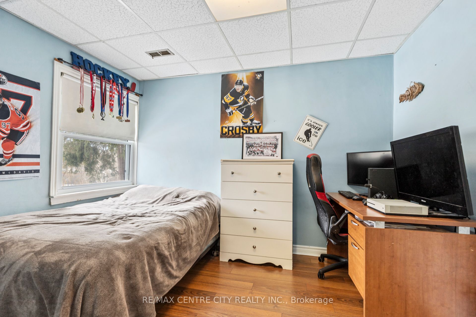 8 Woodland Road Property Photo 11
