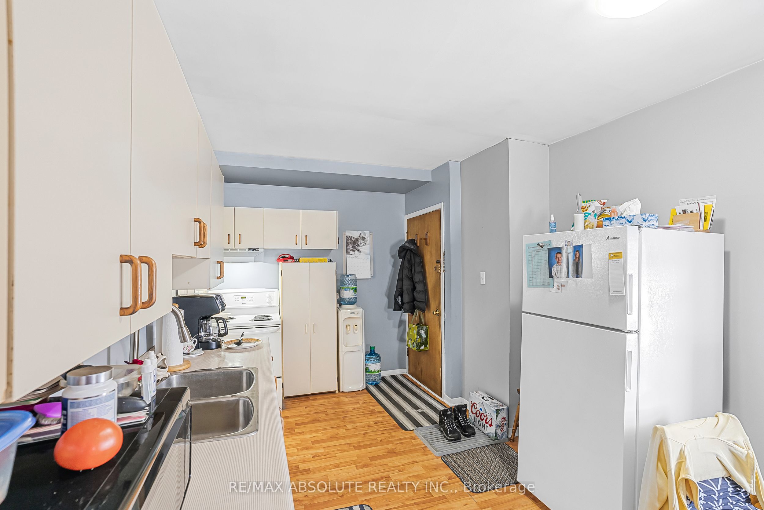 14 Spencer Street Property Photo 18