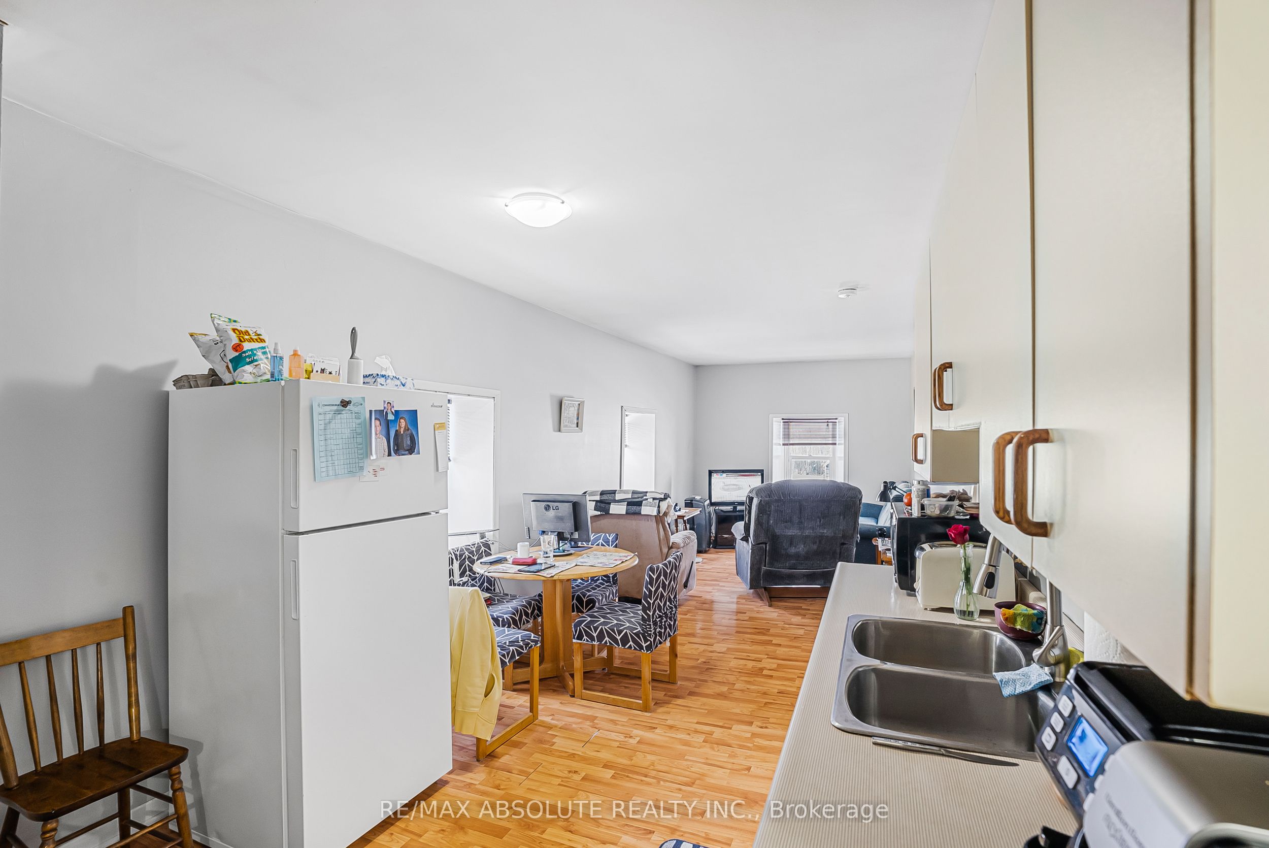 14 Spencer Street Property Photo 19