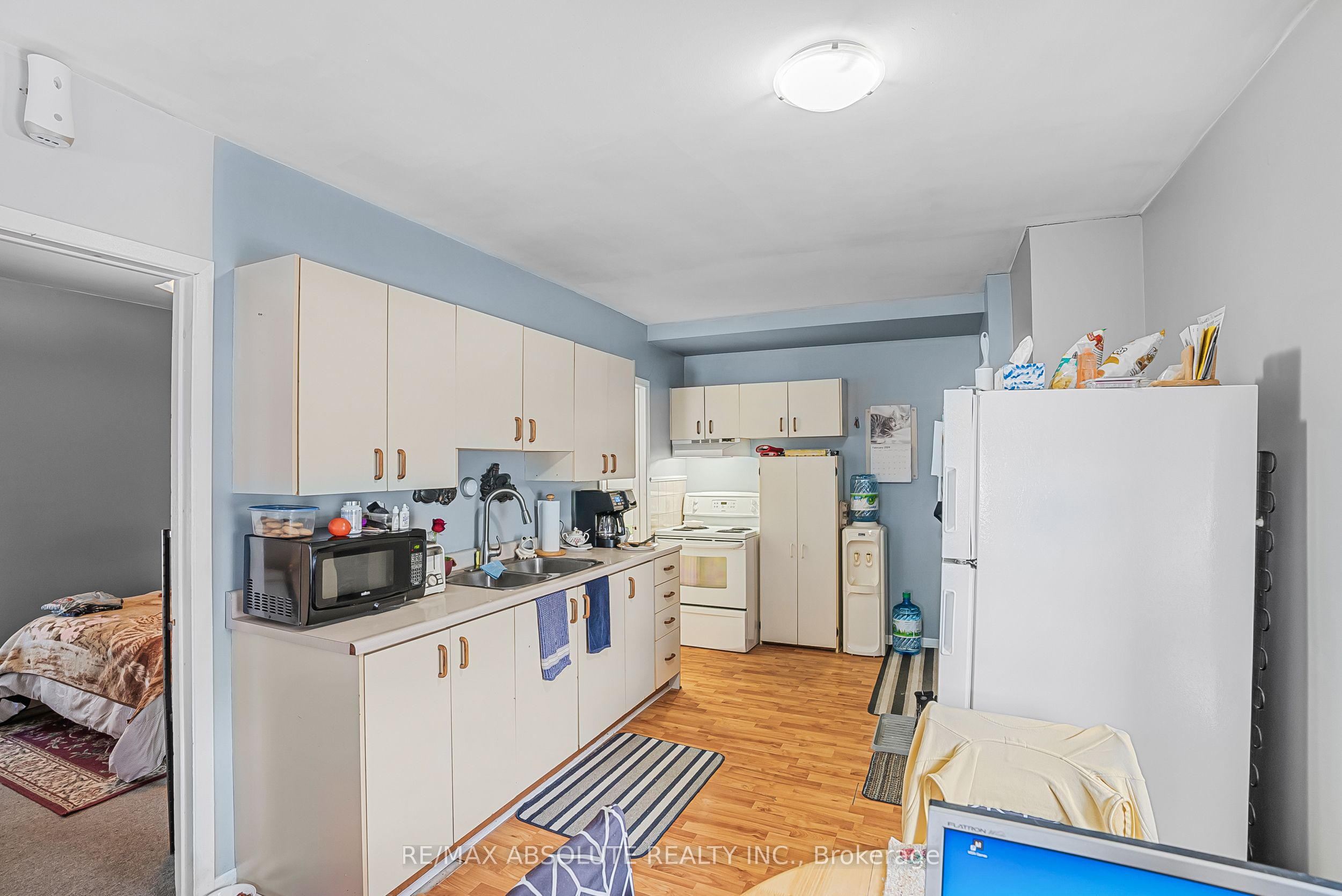 14 Spencer Street Property Photo 22