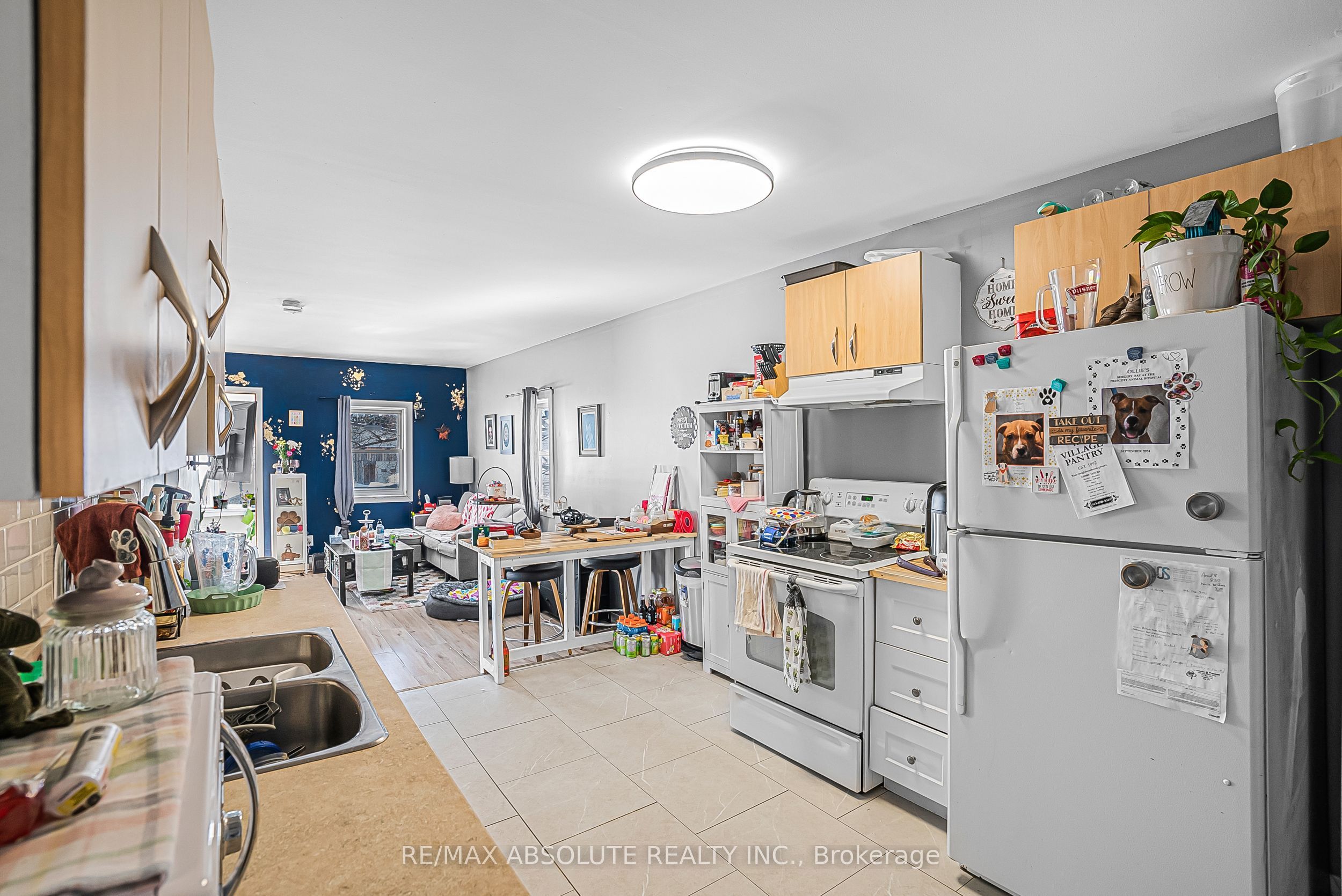 14 Spencer Street Property Photo 31