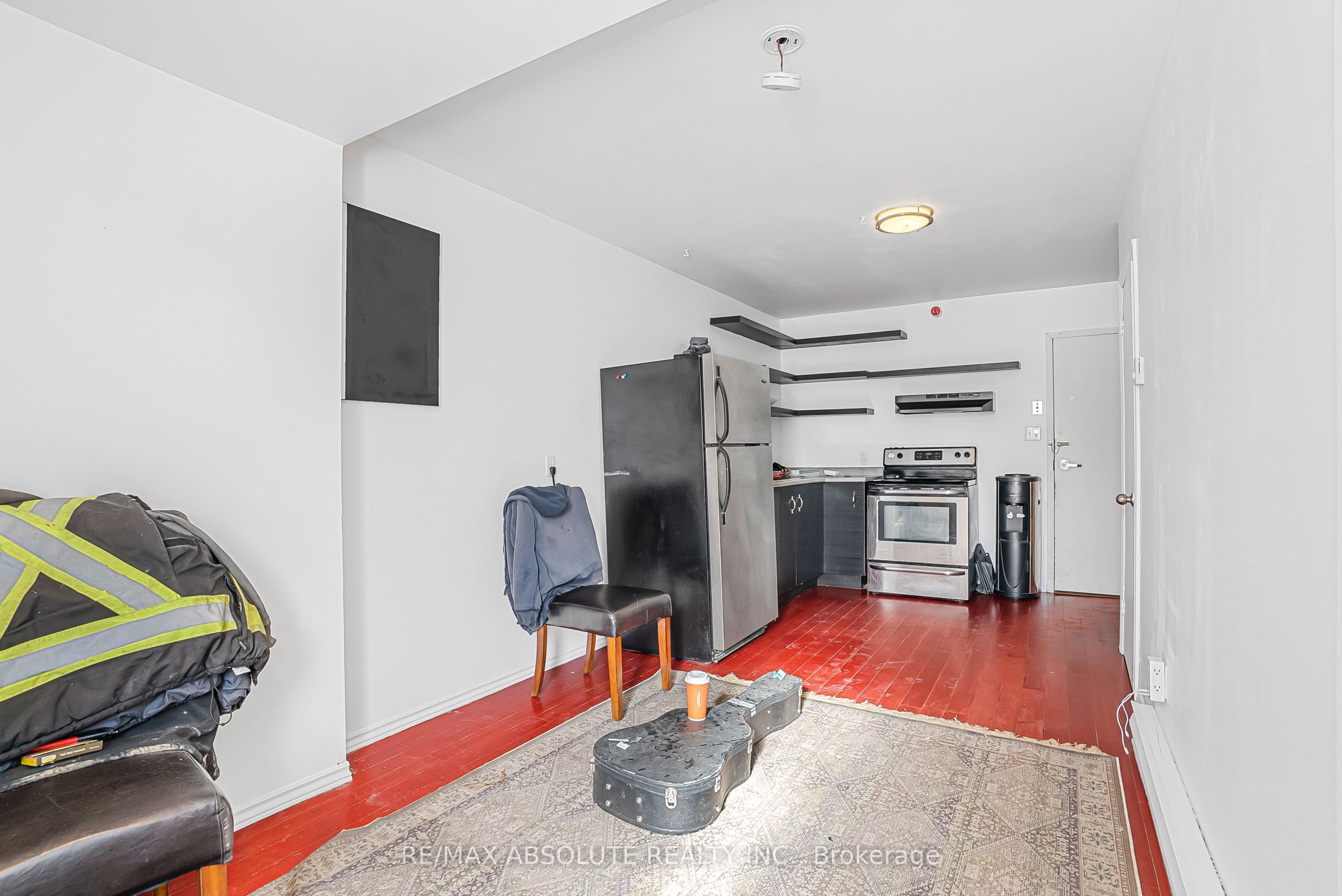 14 Spencer Street Property Photo 45