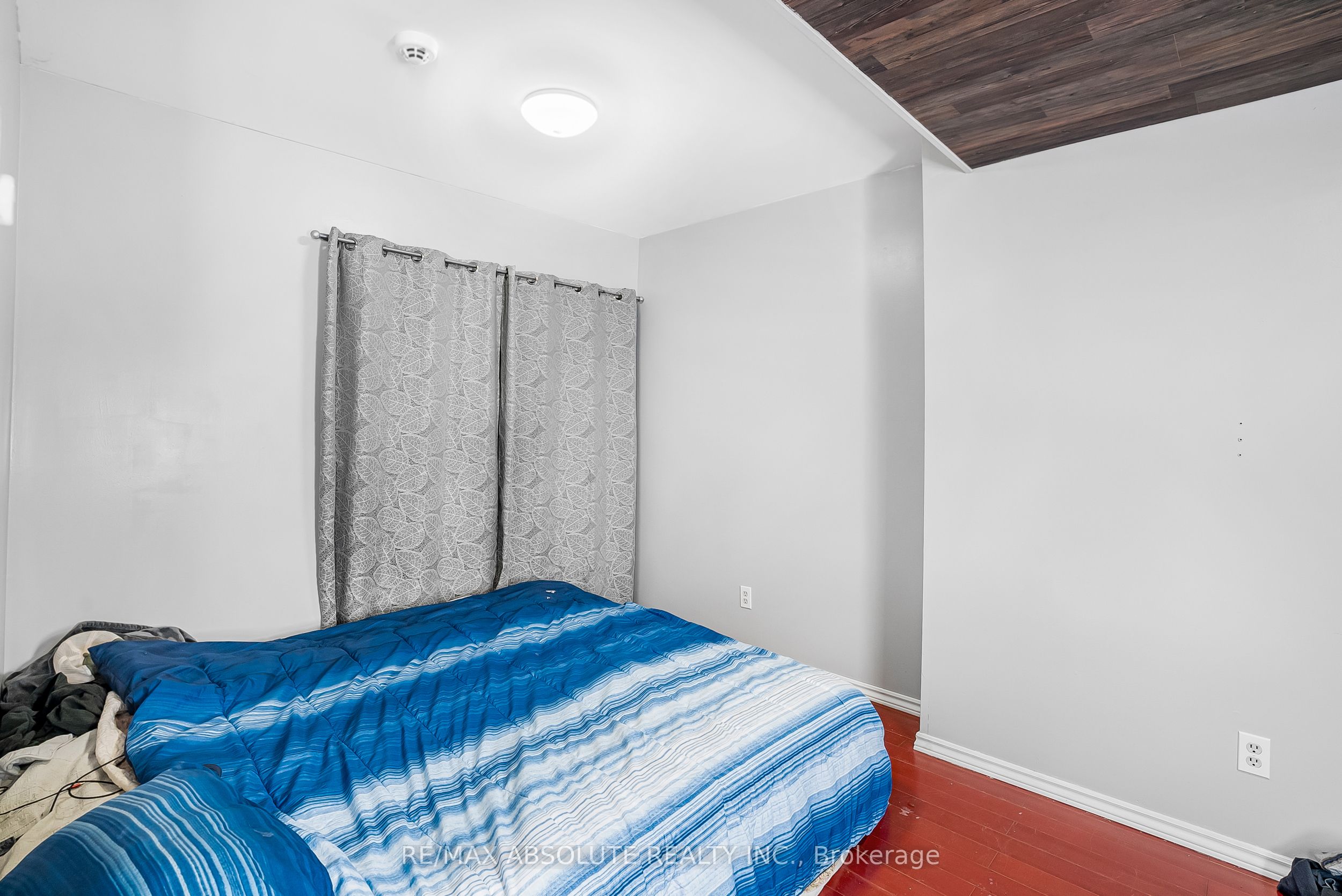 14 Spencer Street Property Photo 47
