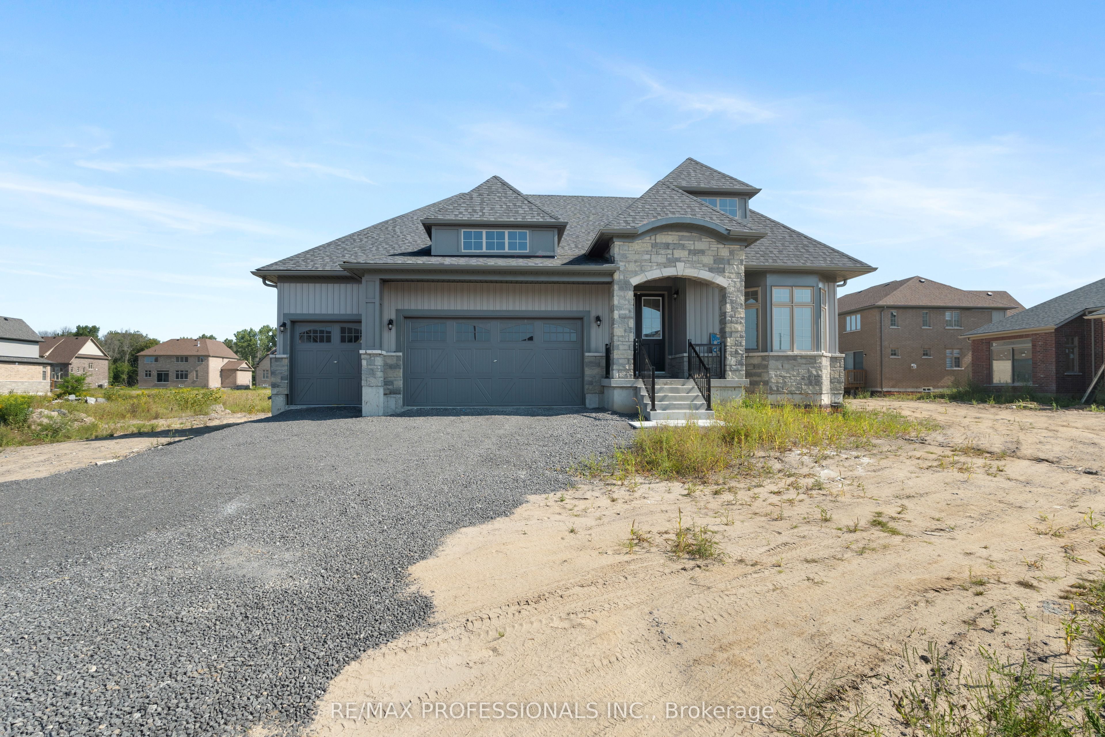 11 Blue Heron Dr Property Photo