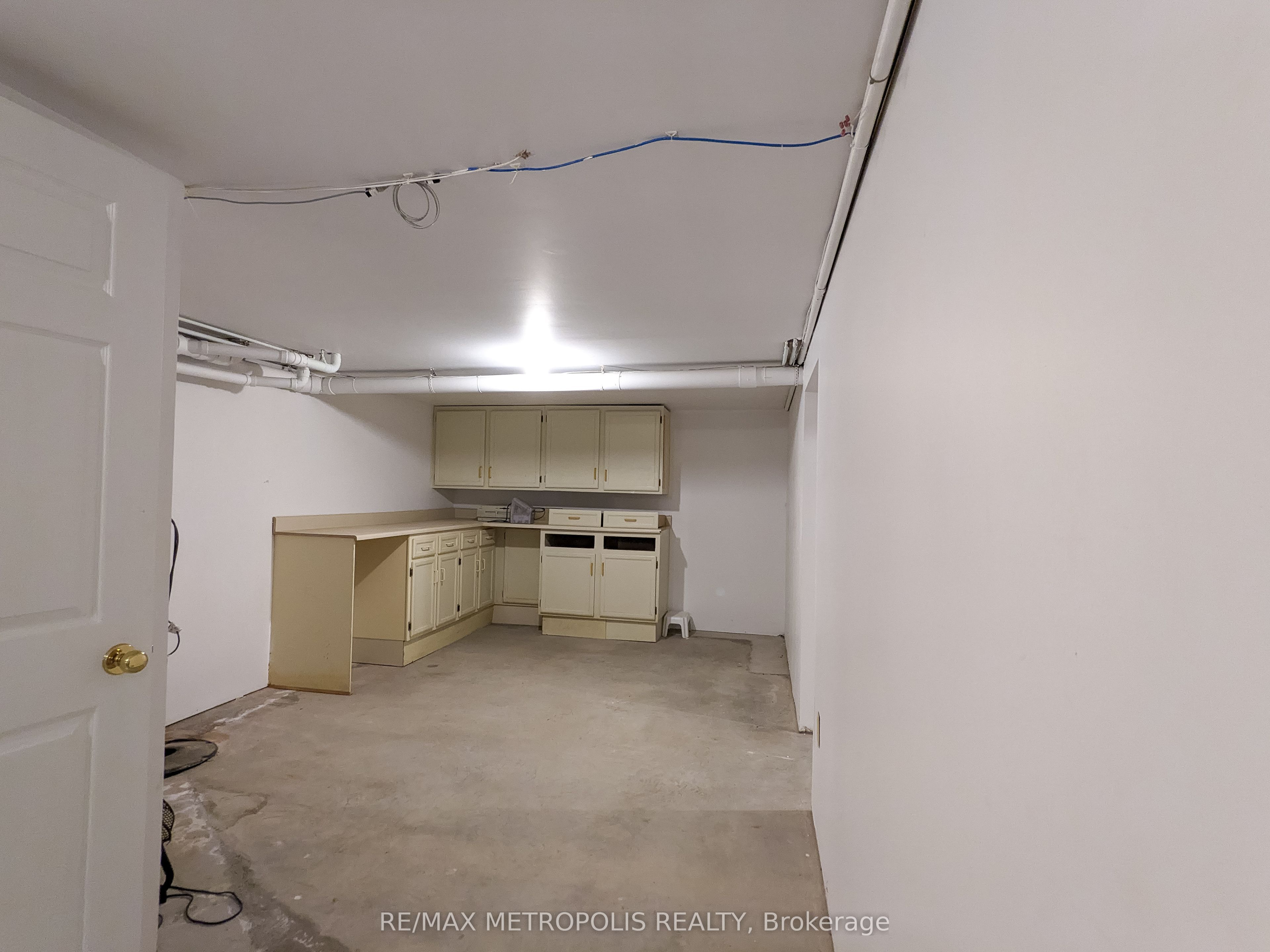 140 Cameron Street Property Photo 20