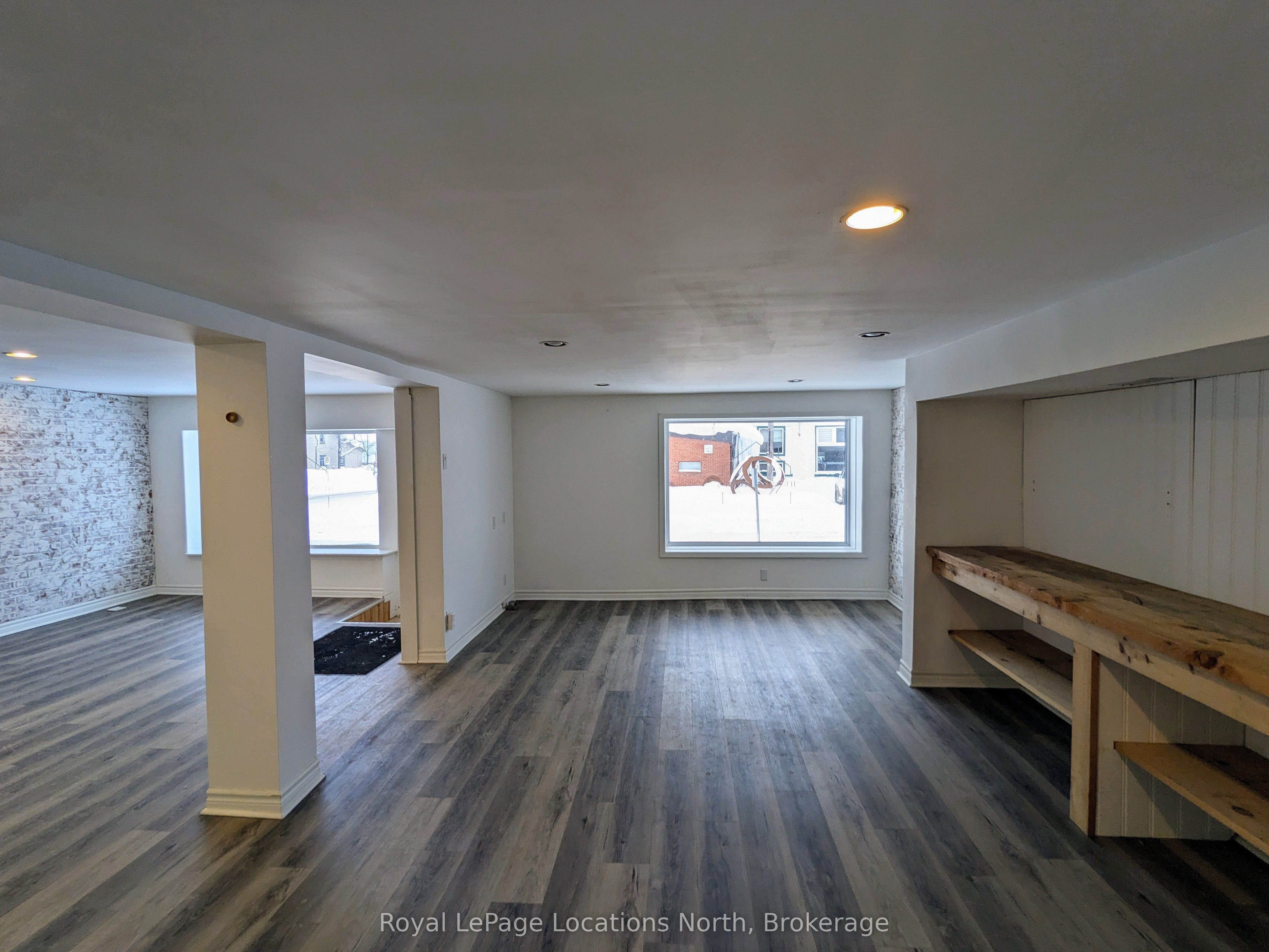 #1 - 164 Clark Street Property Photo 9