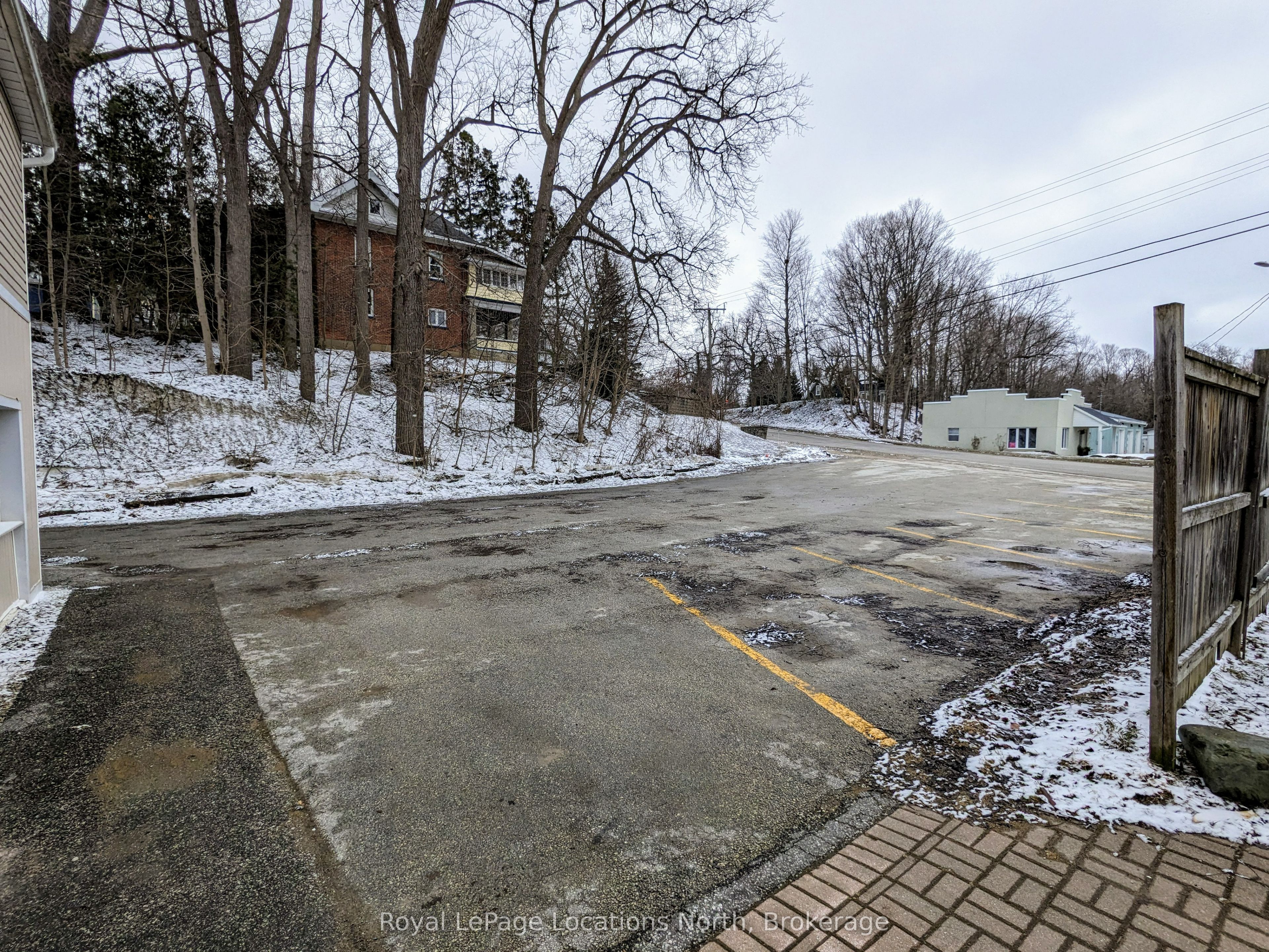 #1 - 164 Clark Street Property Photo 16