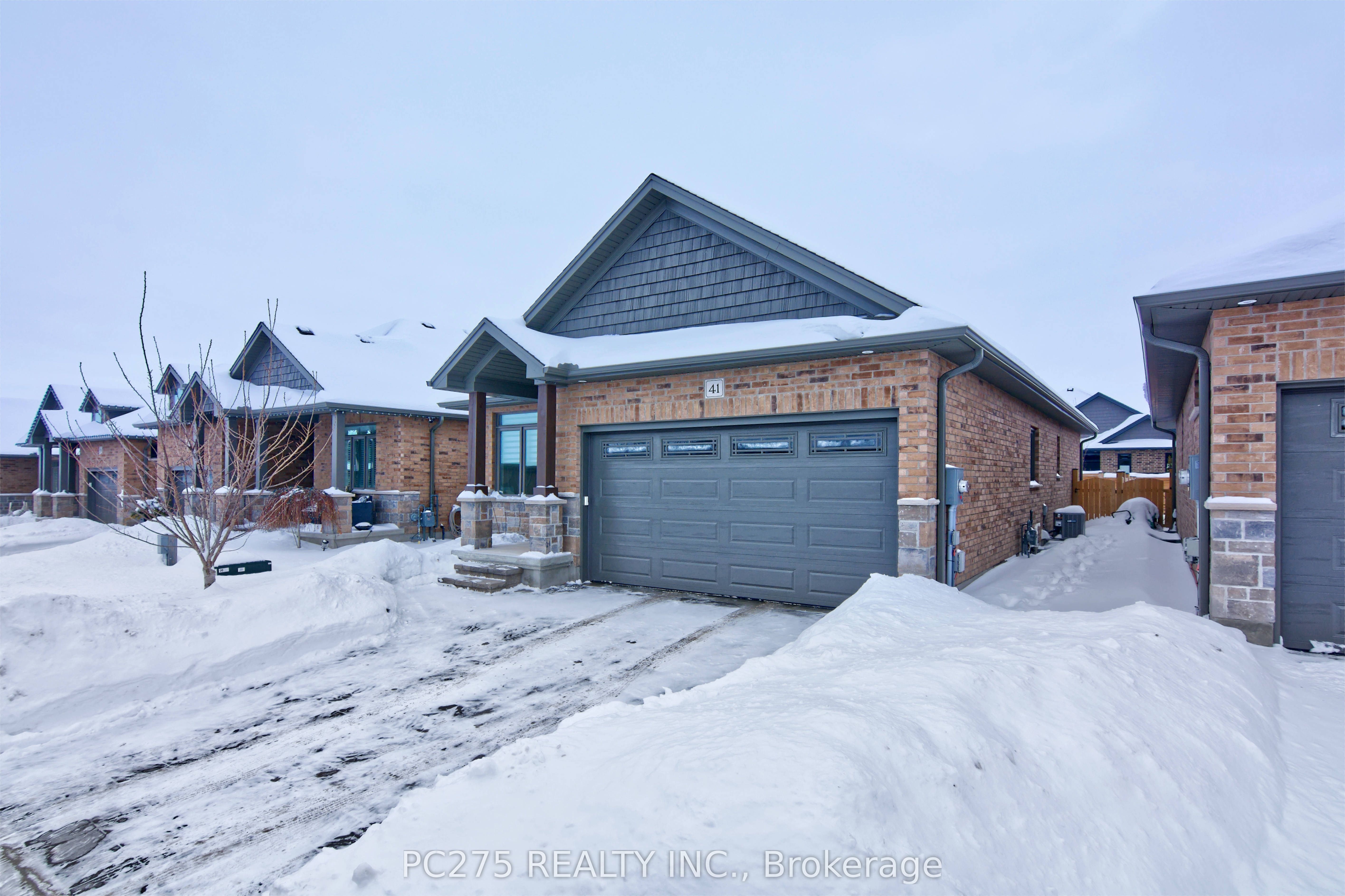 #41 - 159 Collins Way Property Photo 2