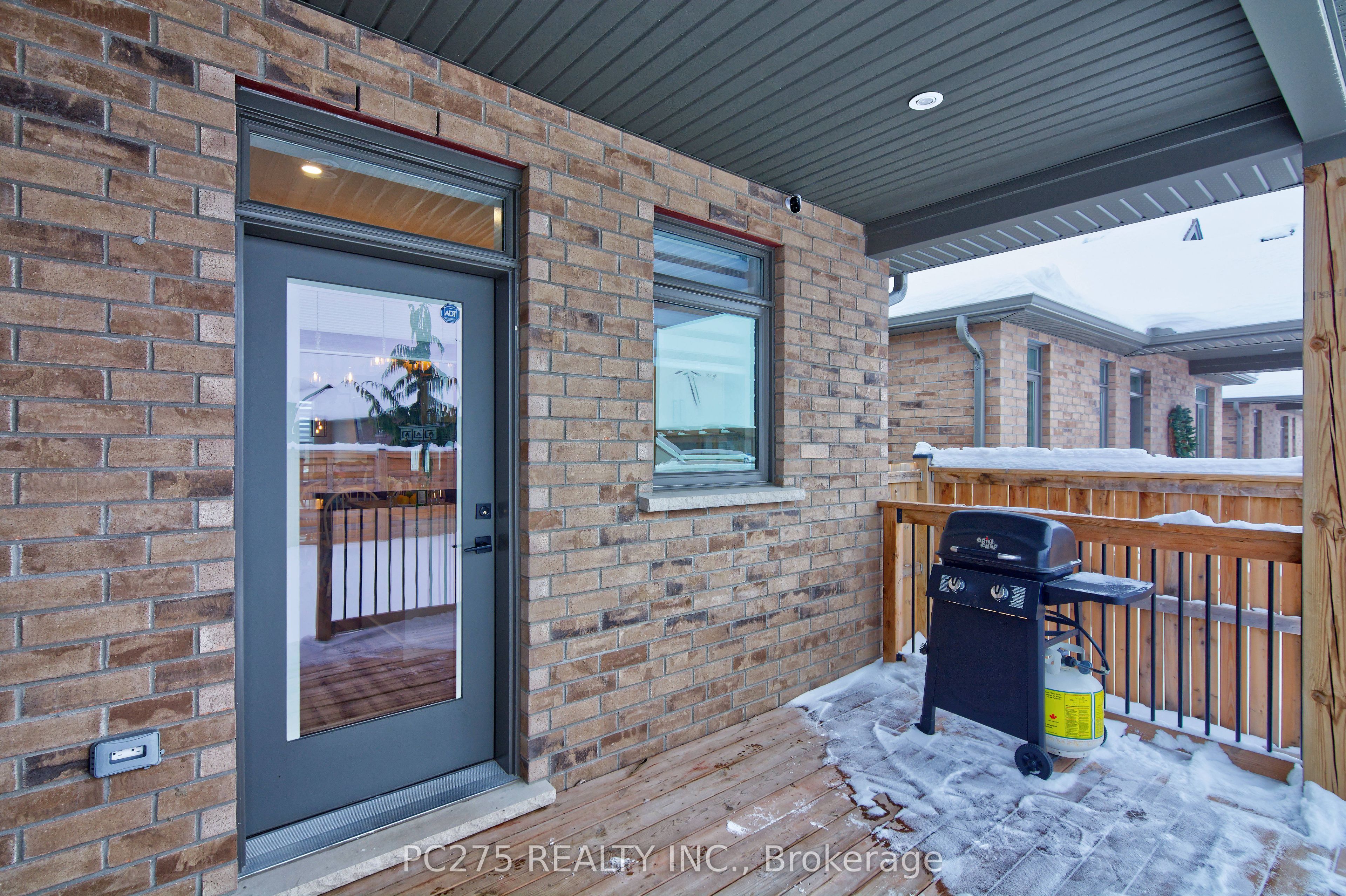#41 - 159 Collins Way Property Photo 28