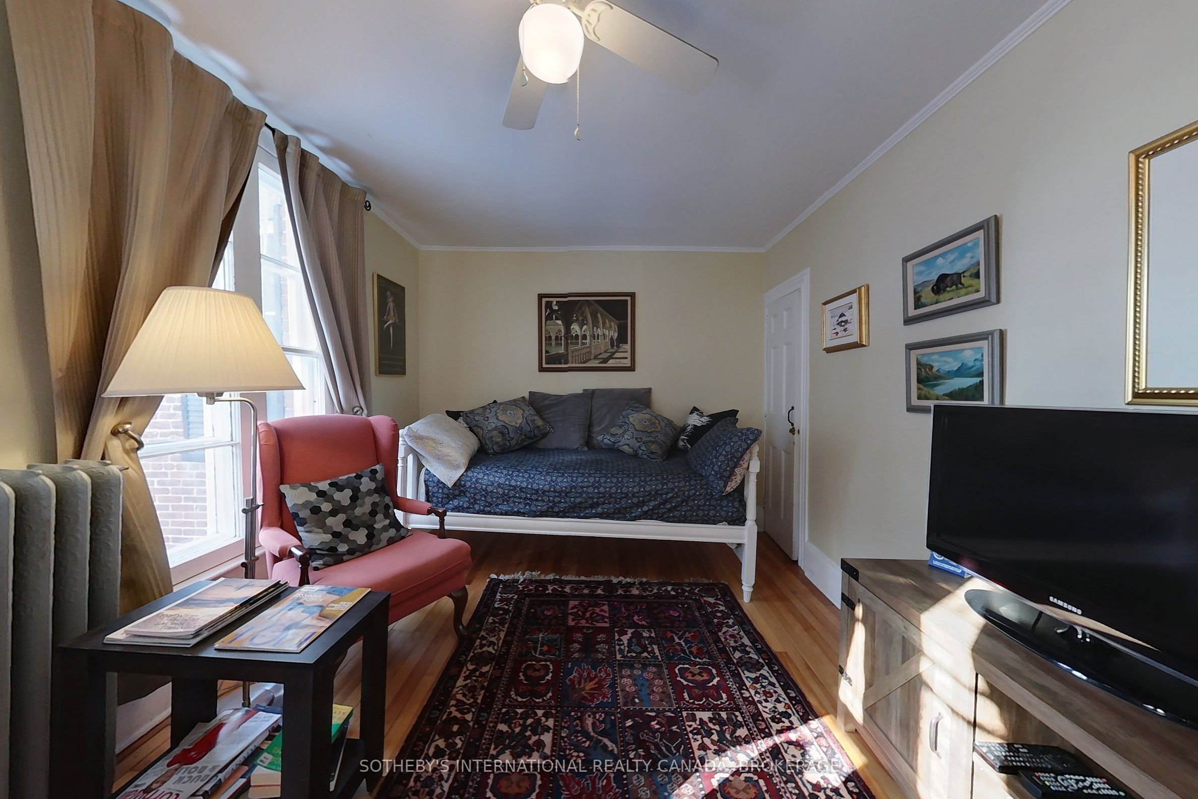 40 First Street Property Photo 28