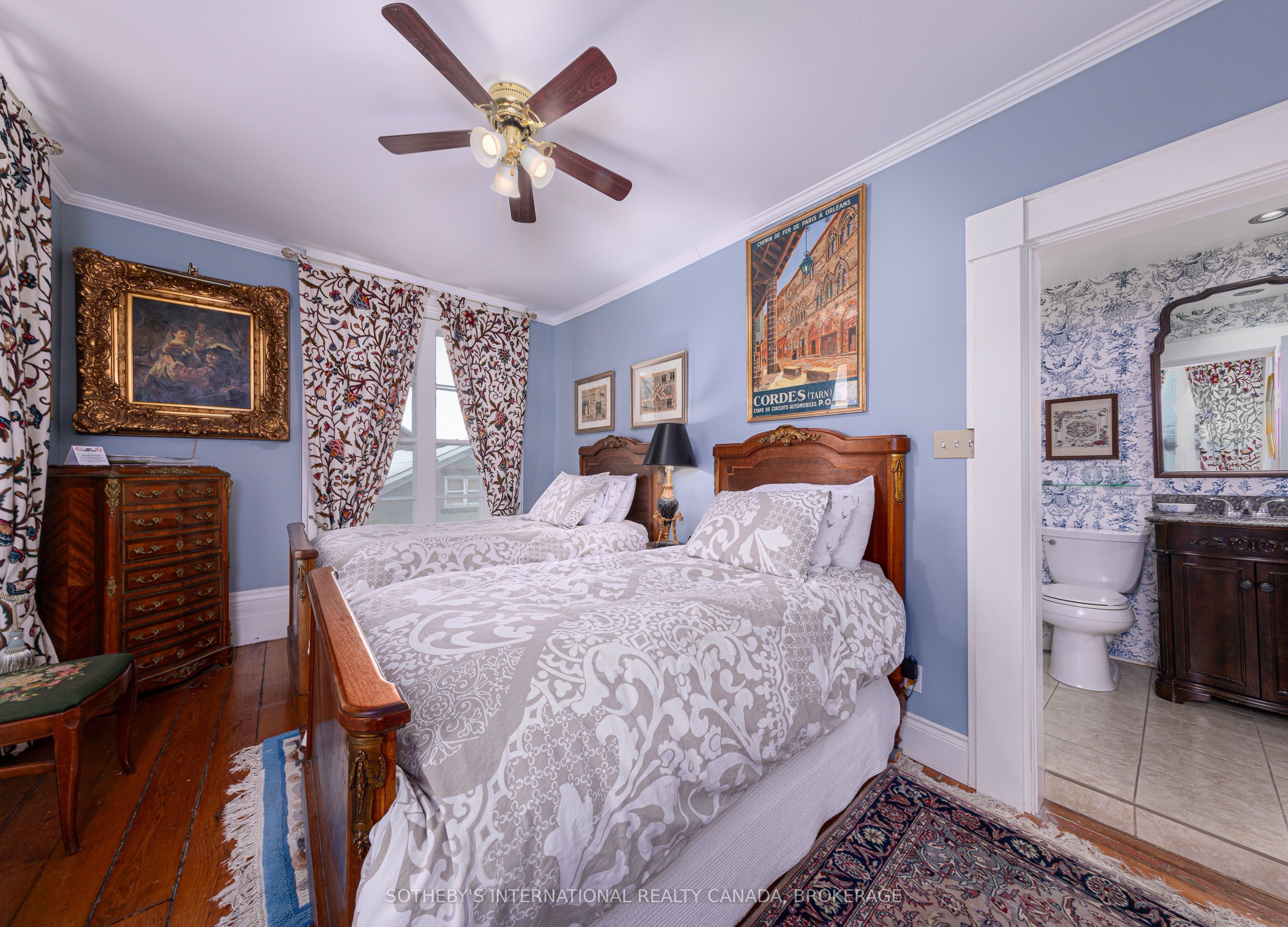 40 First Street W Property Photo 14