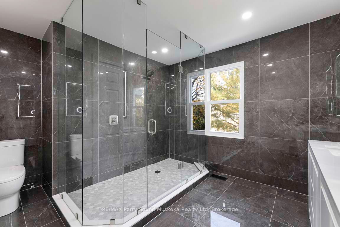 14-16 Knowles Crescent Property Photo 28