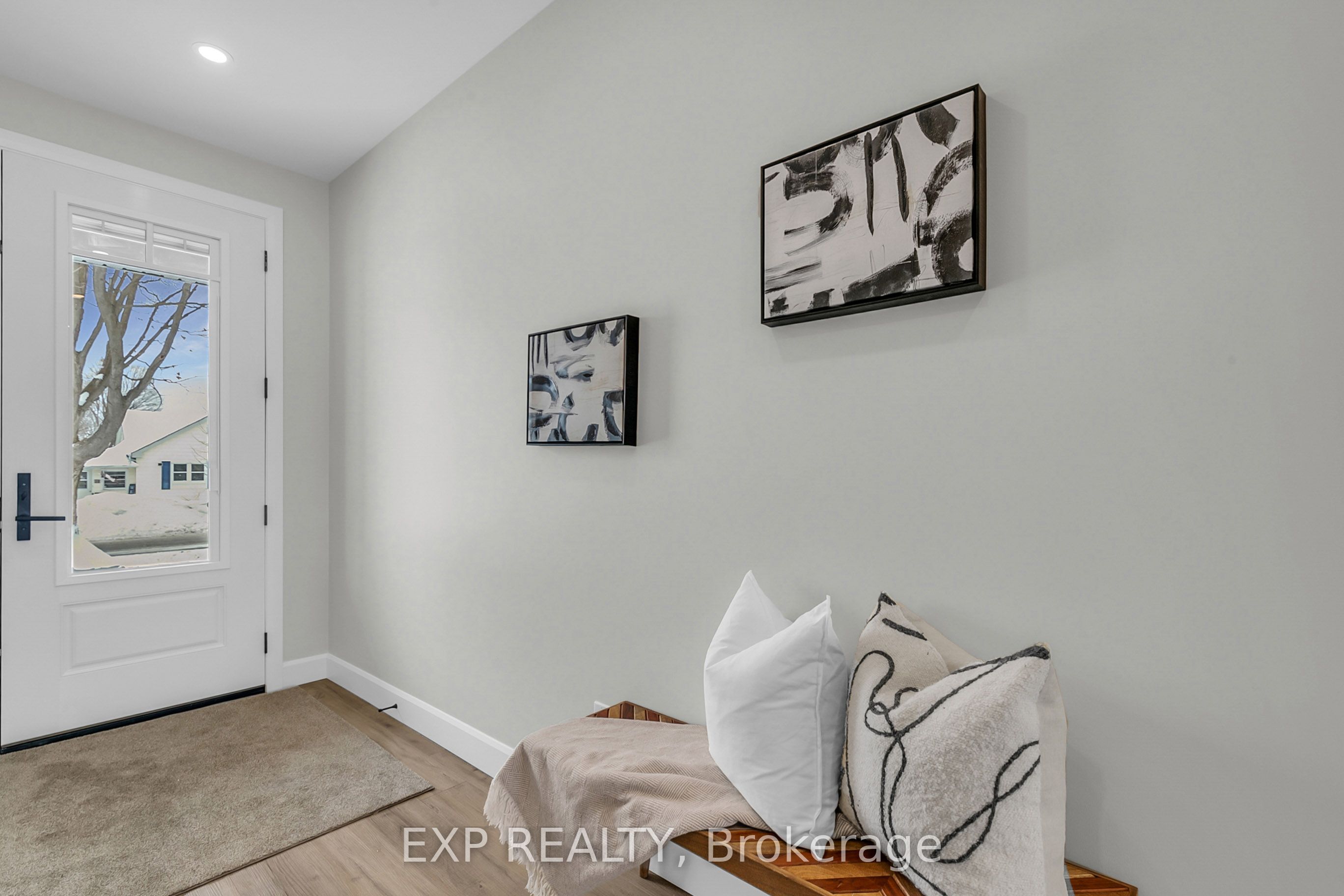 #a - 29 Park Avenue Property Photo 4