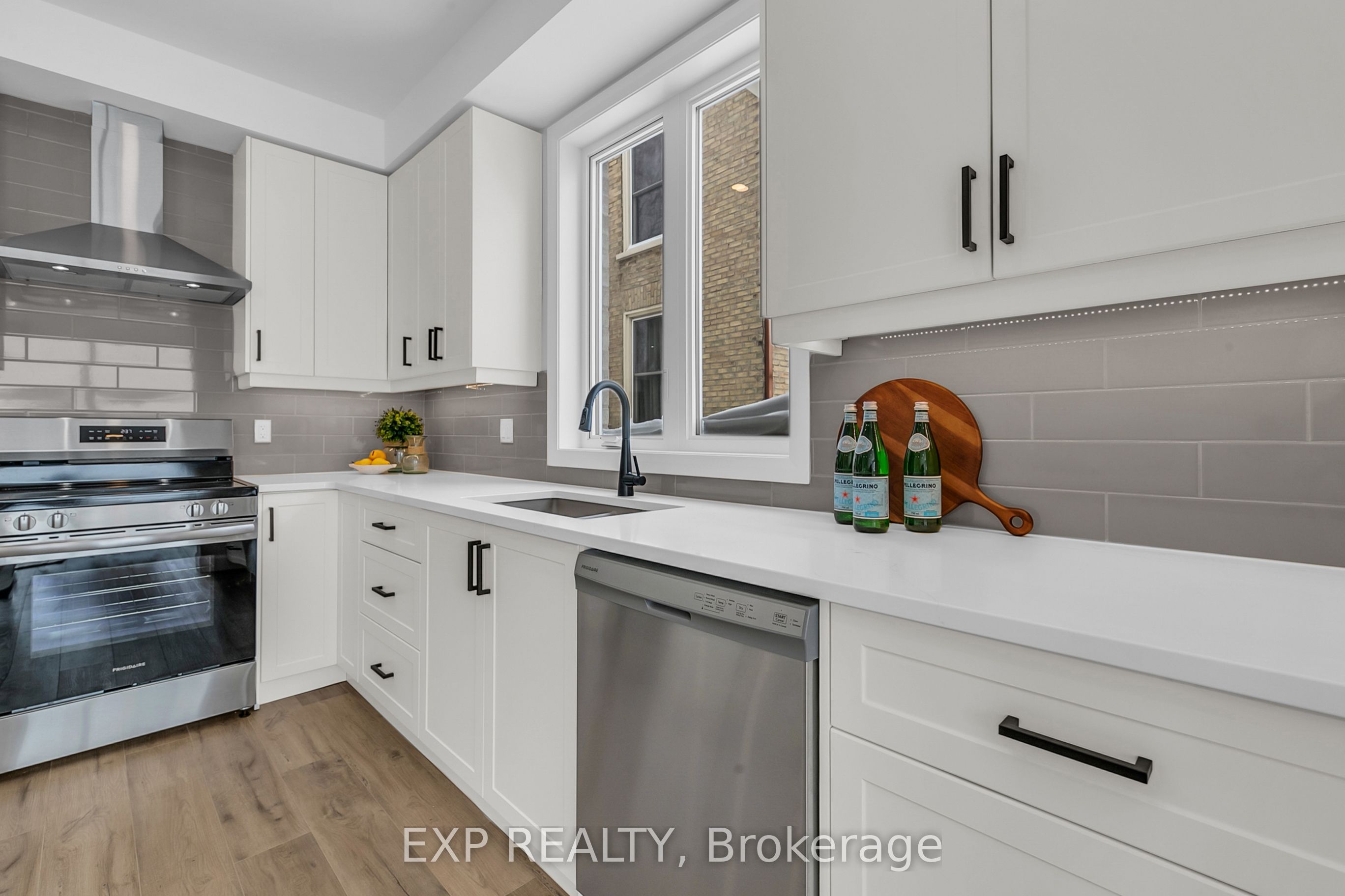 #a - 29 Park Avenue Property Photo 8